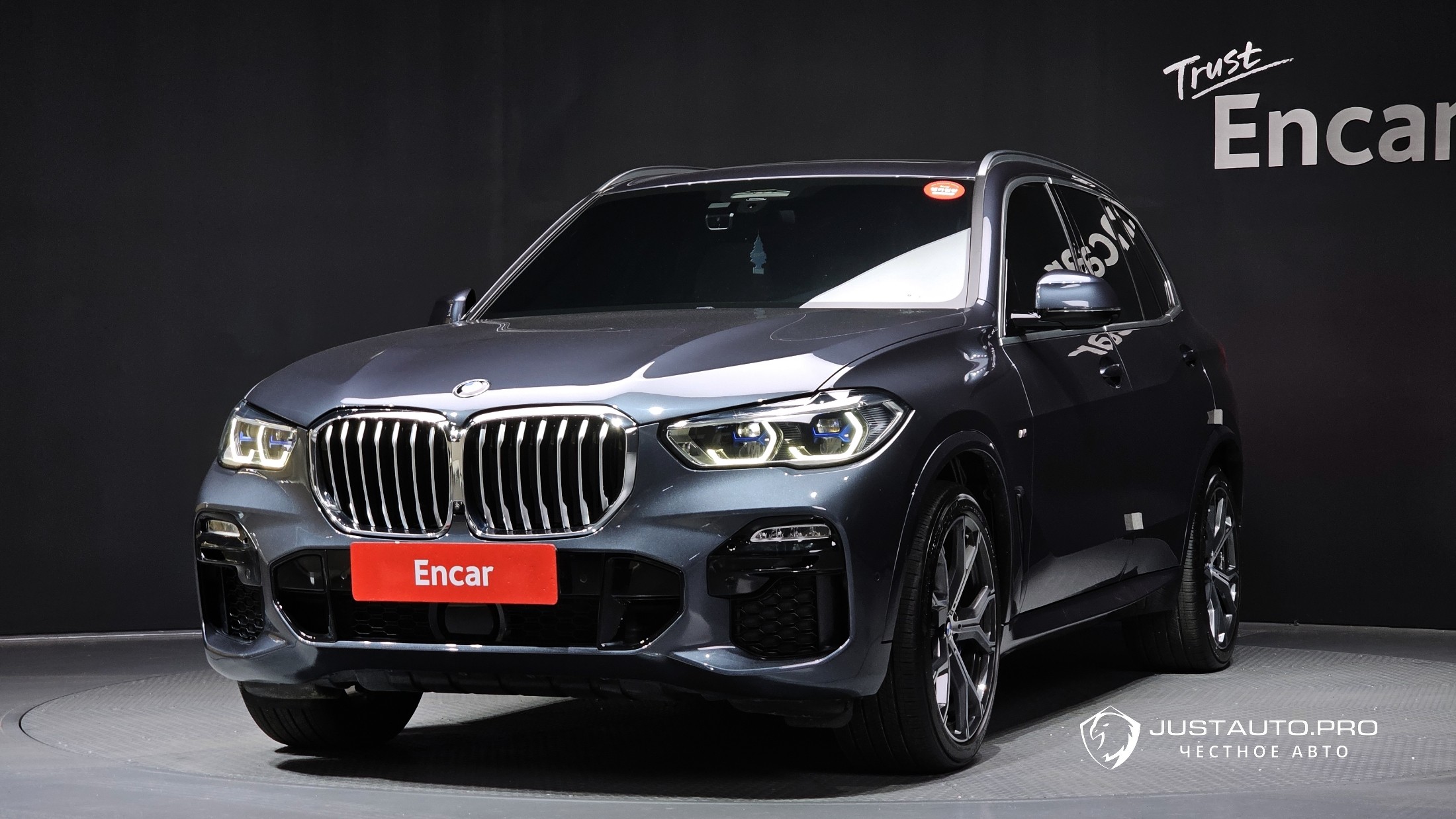 Автомобиль BMW X5