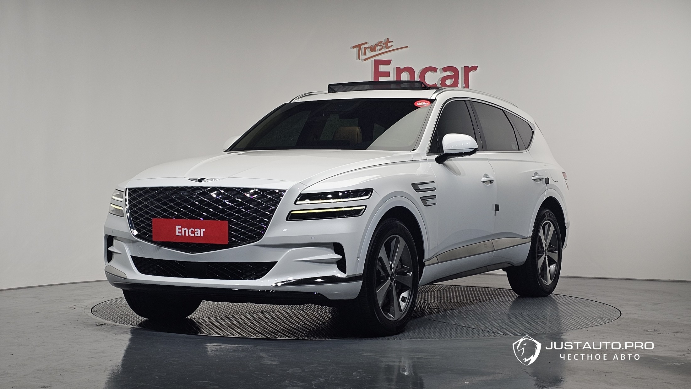 Автомобиль Genesis GV80