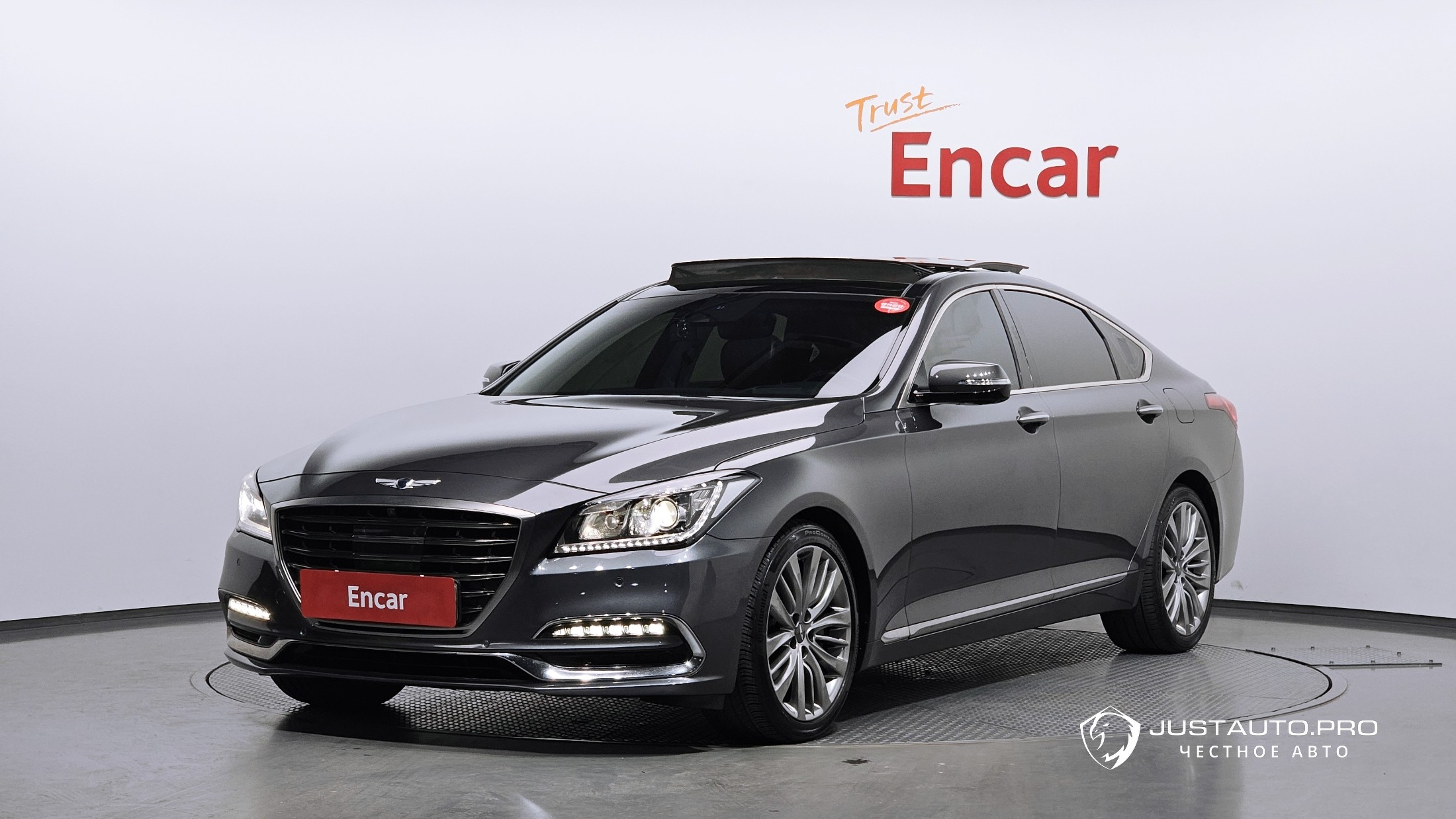 Автомобиль Genesis G80