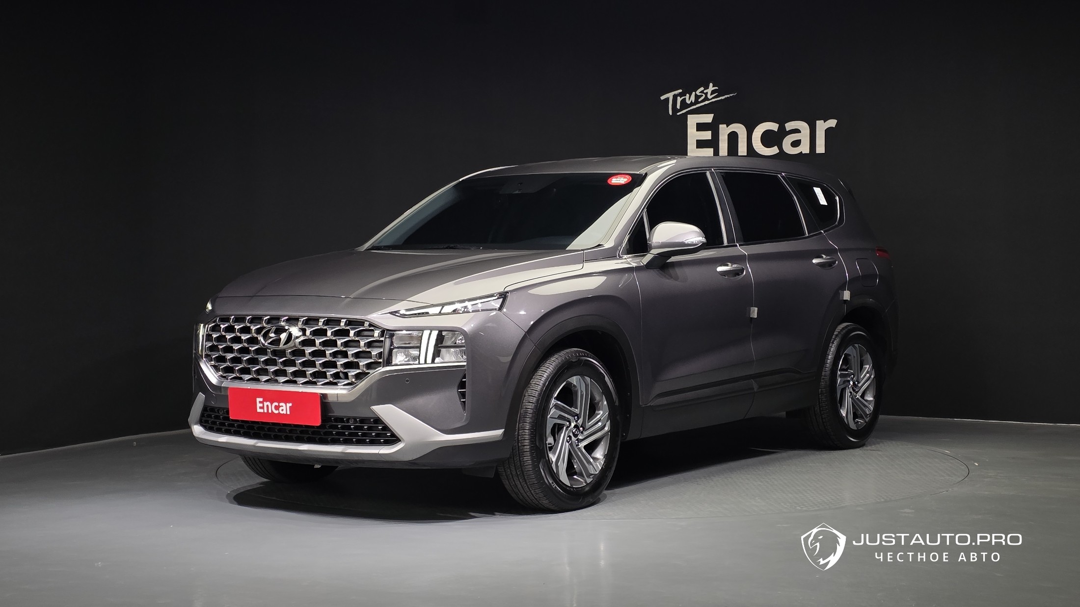 Автомобиль Hyundai Santafe