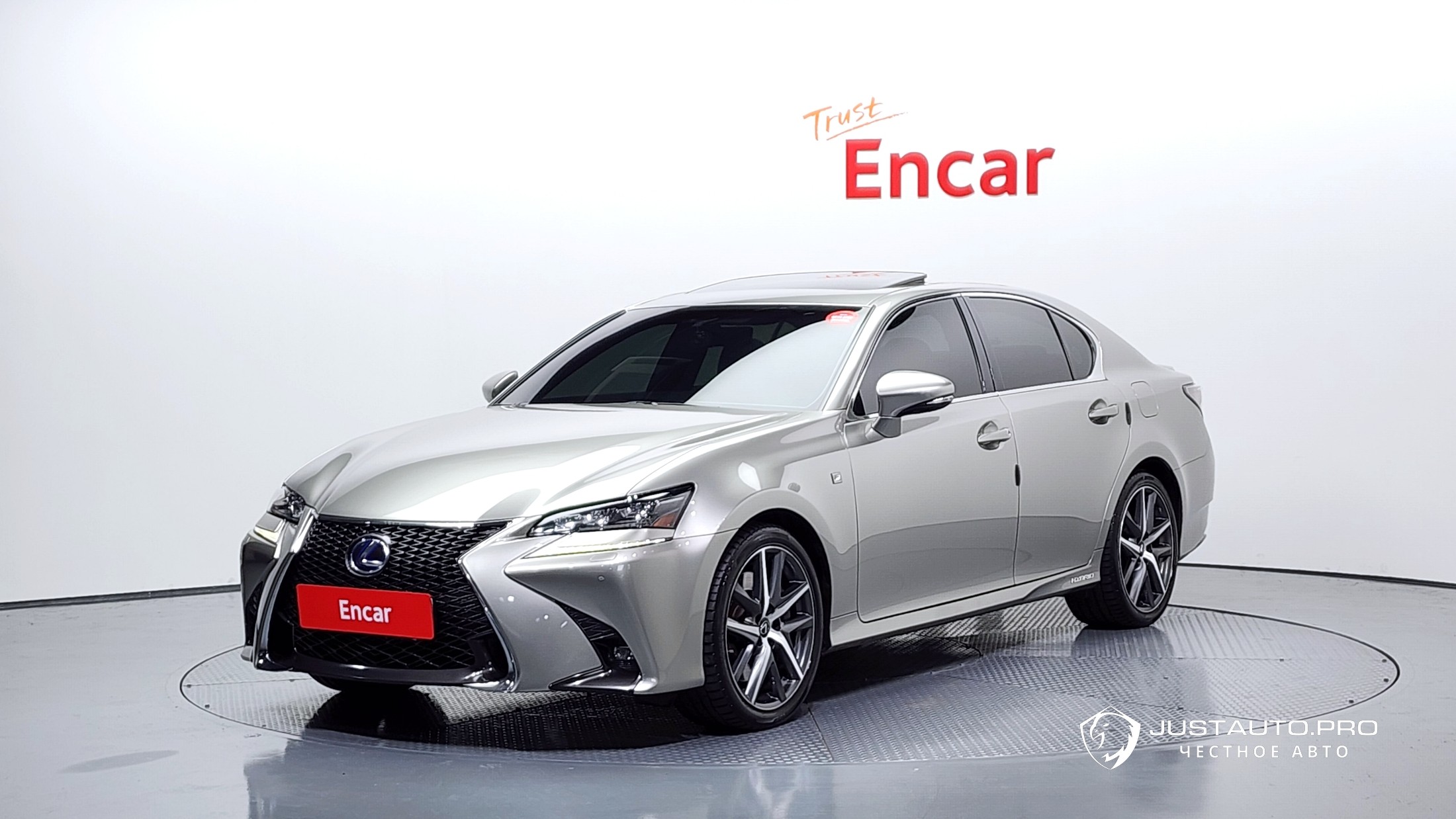 Автомобиль Lexus GS