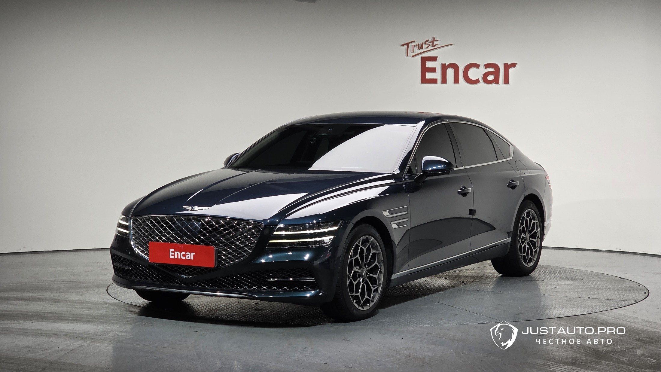 Автомобиль Genesis G80