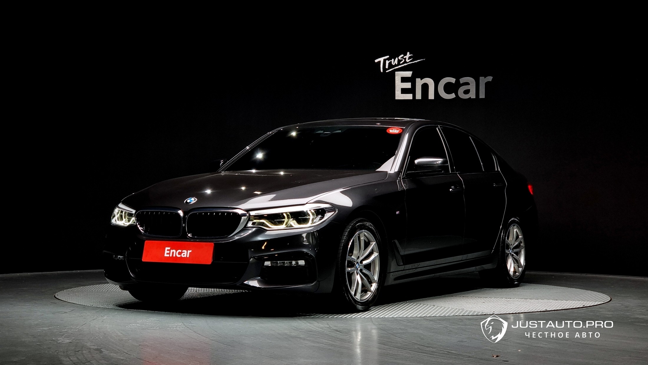 Автомобиль BMW 5-Series