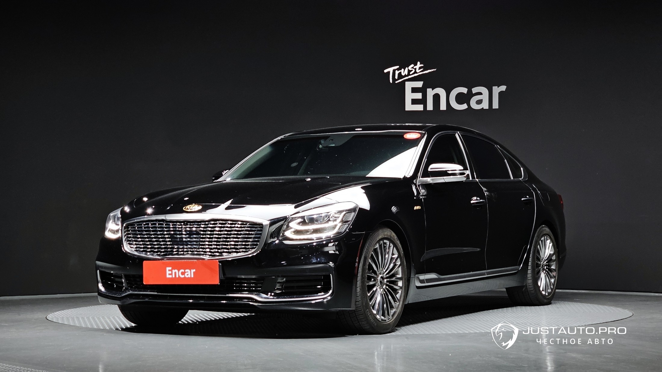 Автомобиль Kia K9