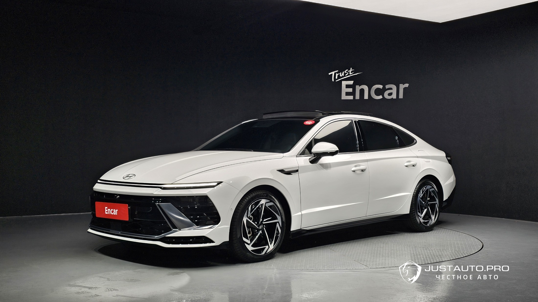 Автомобиль Hyundai Sonata