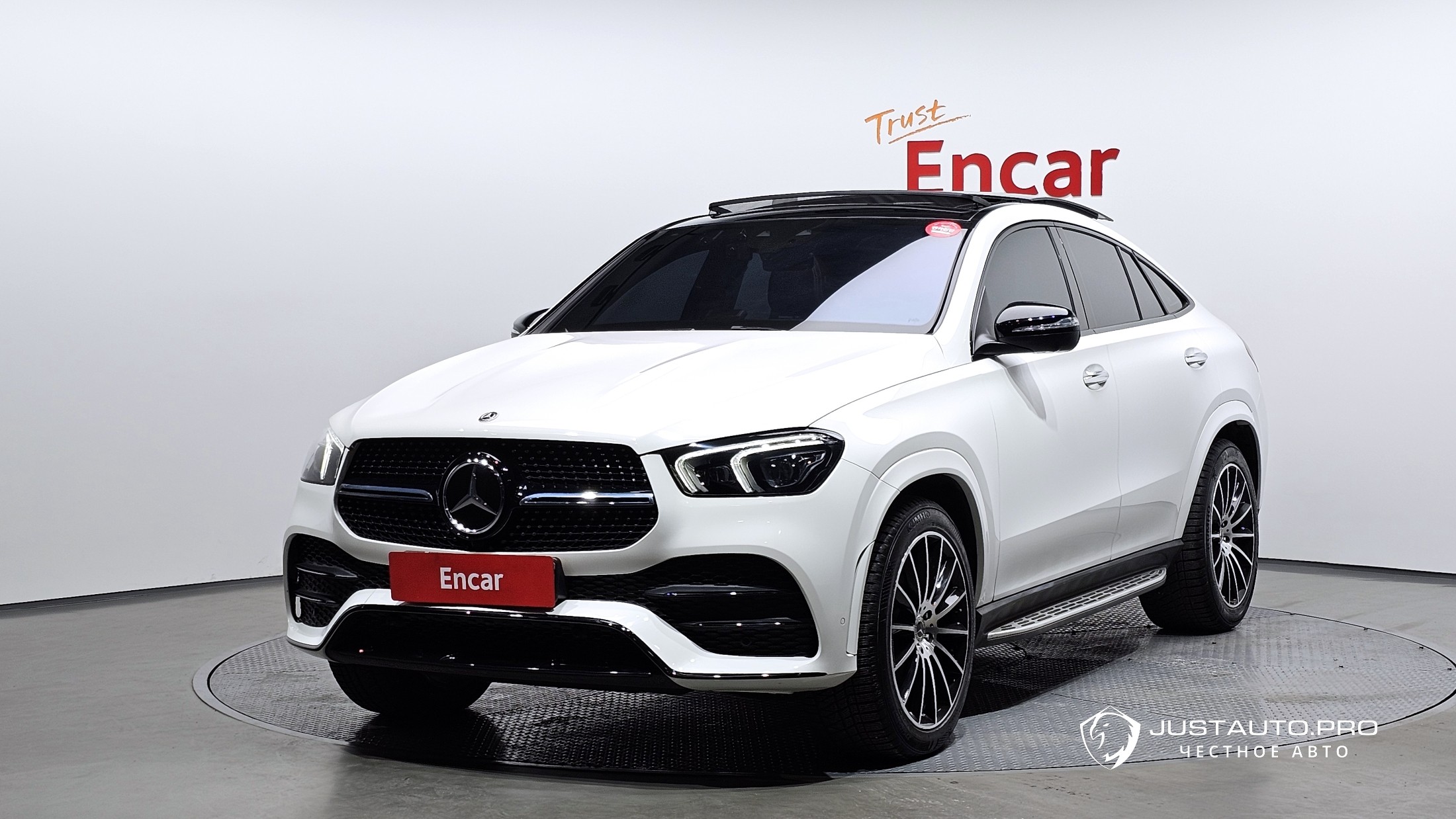 Автомобиль Mercedes-Benz GLE-Class