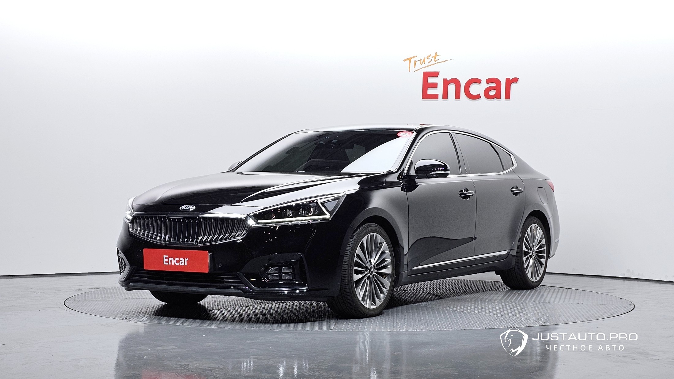 Автомобиль Kia K7