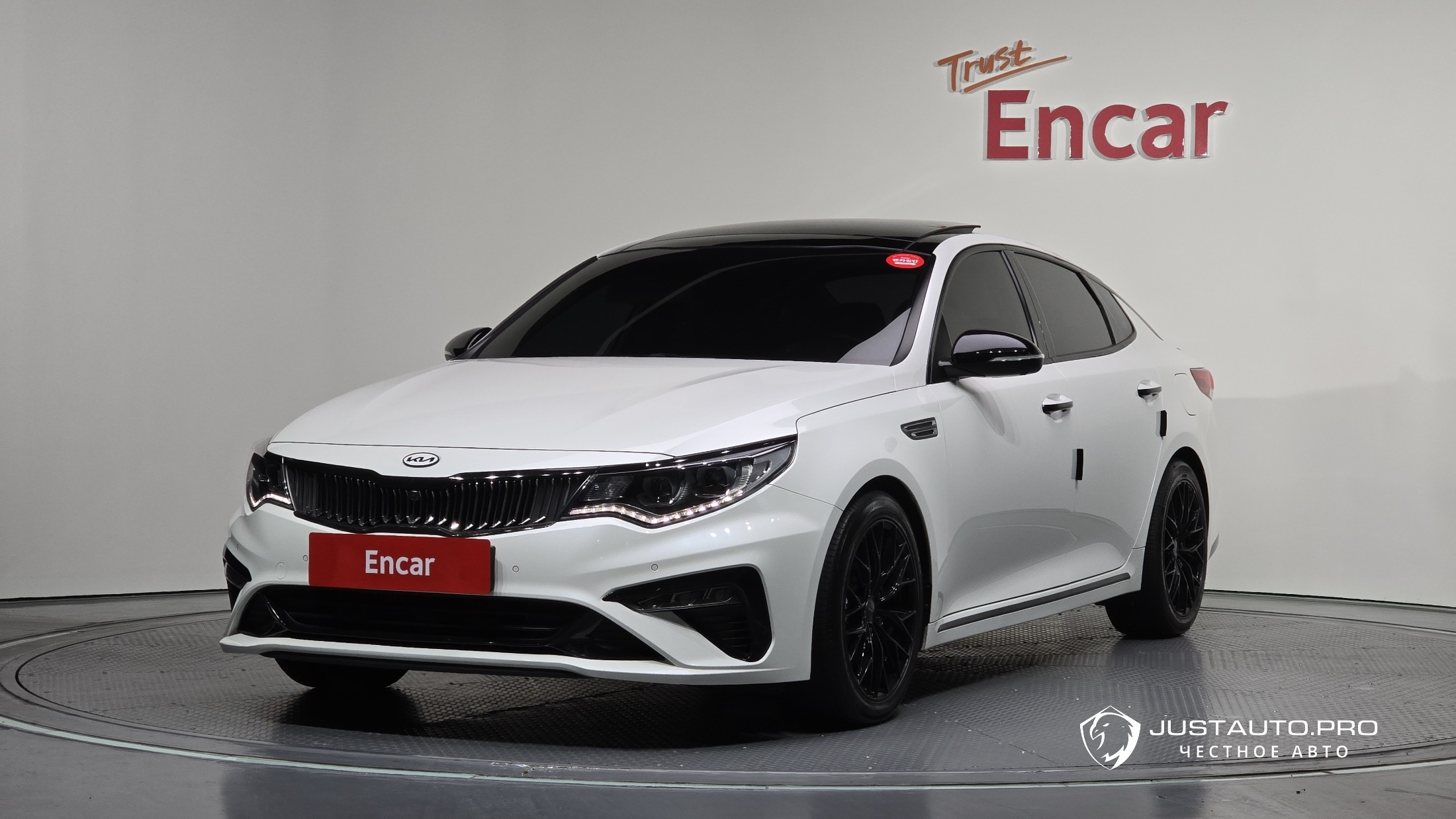 Автомобиль Kia K5