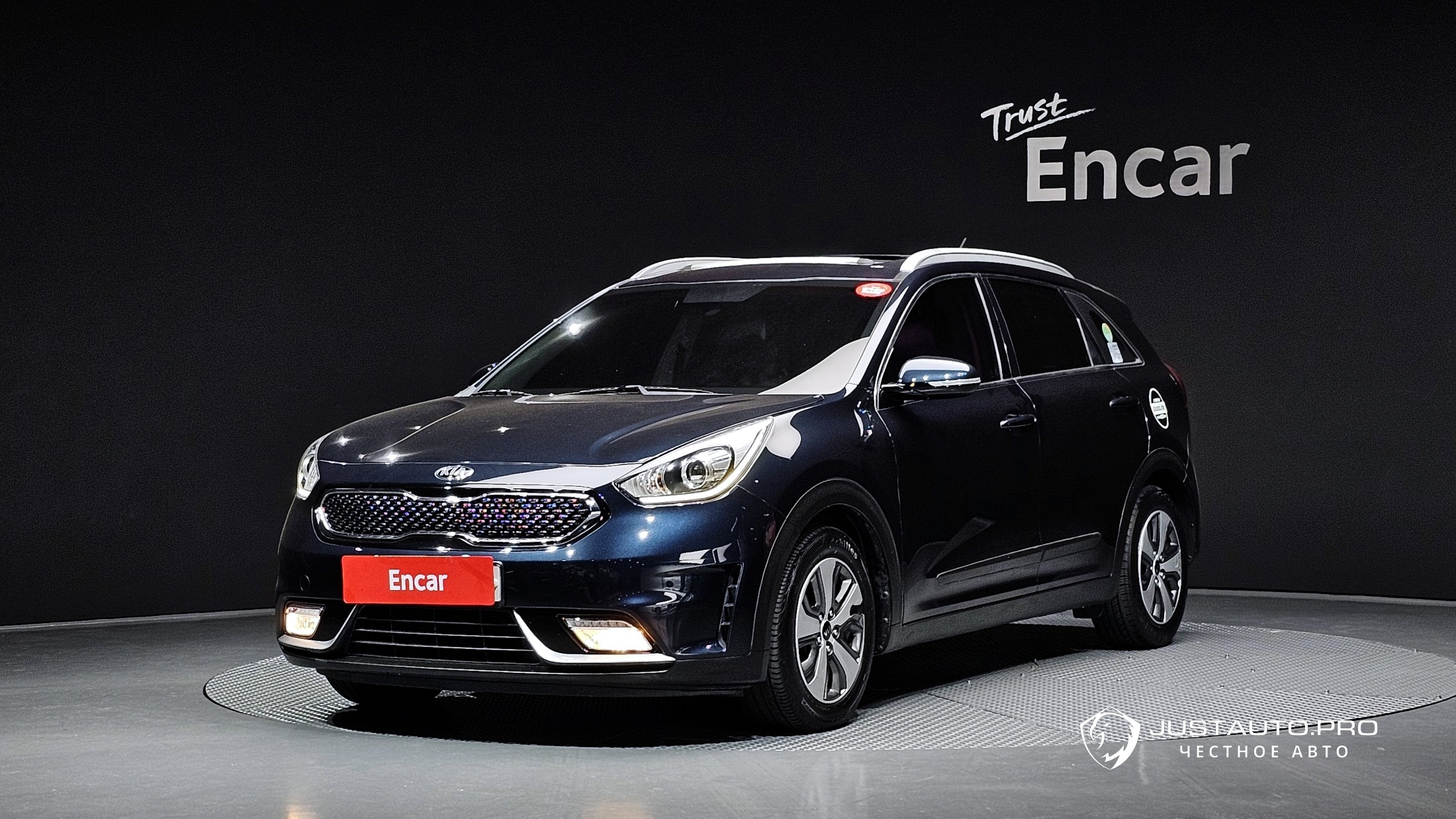 Автомобиль Kia Niro