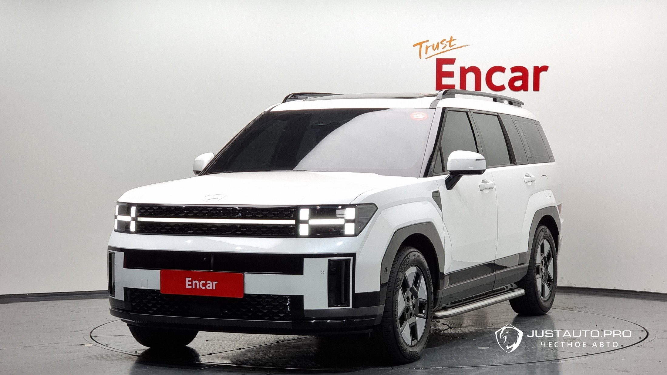 Автомобиль Hyundai Santafe