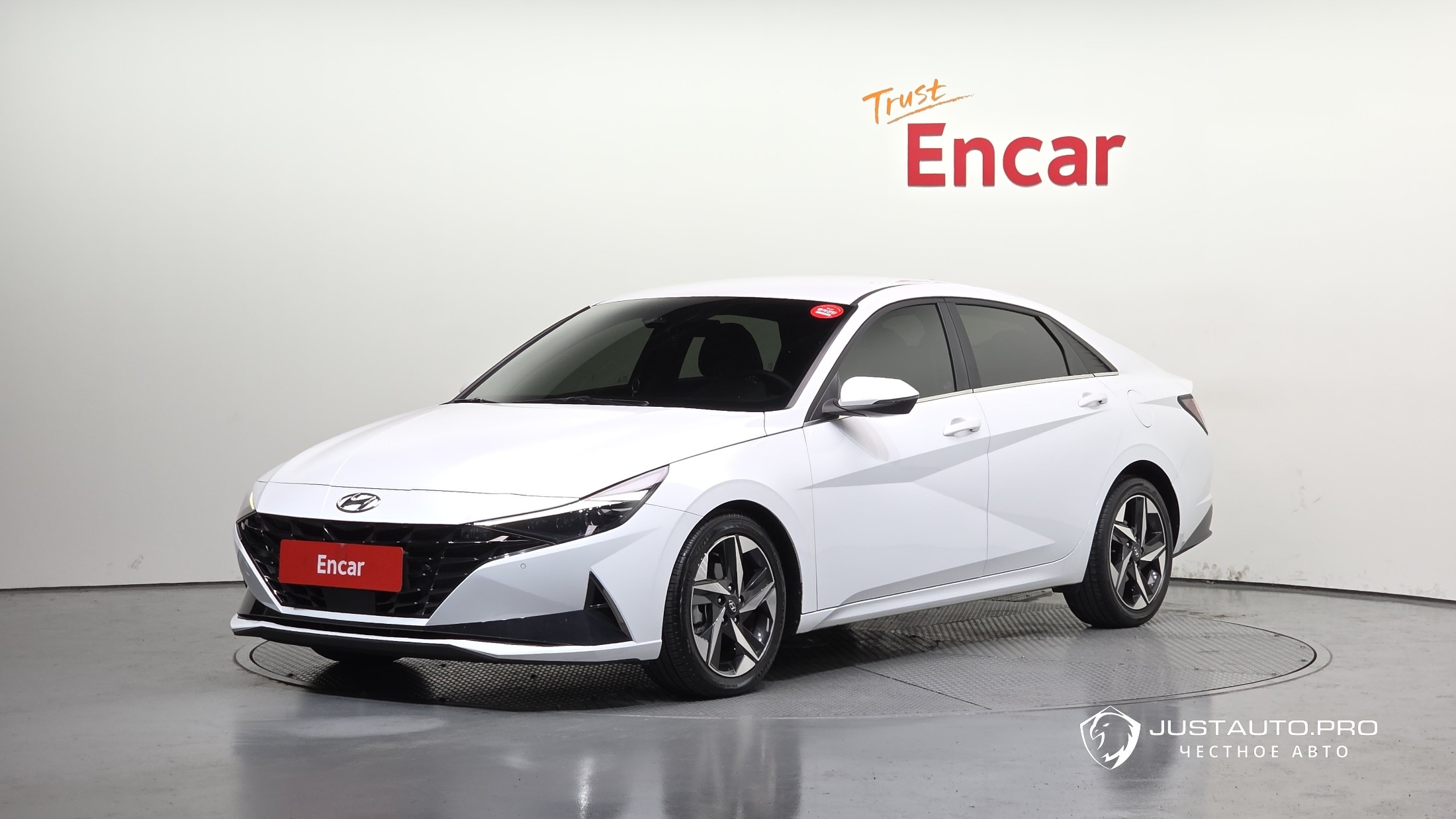 Автомобиль Hyundai AVANTE