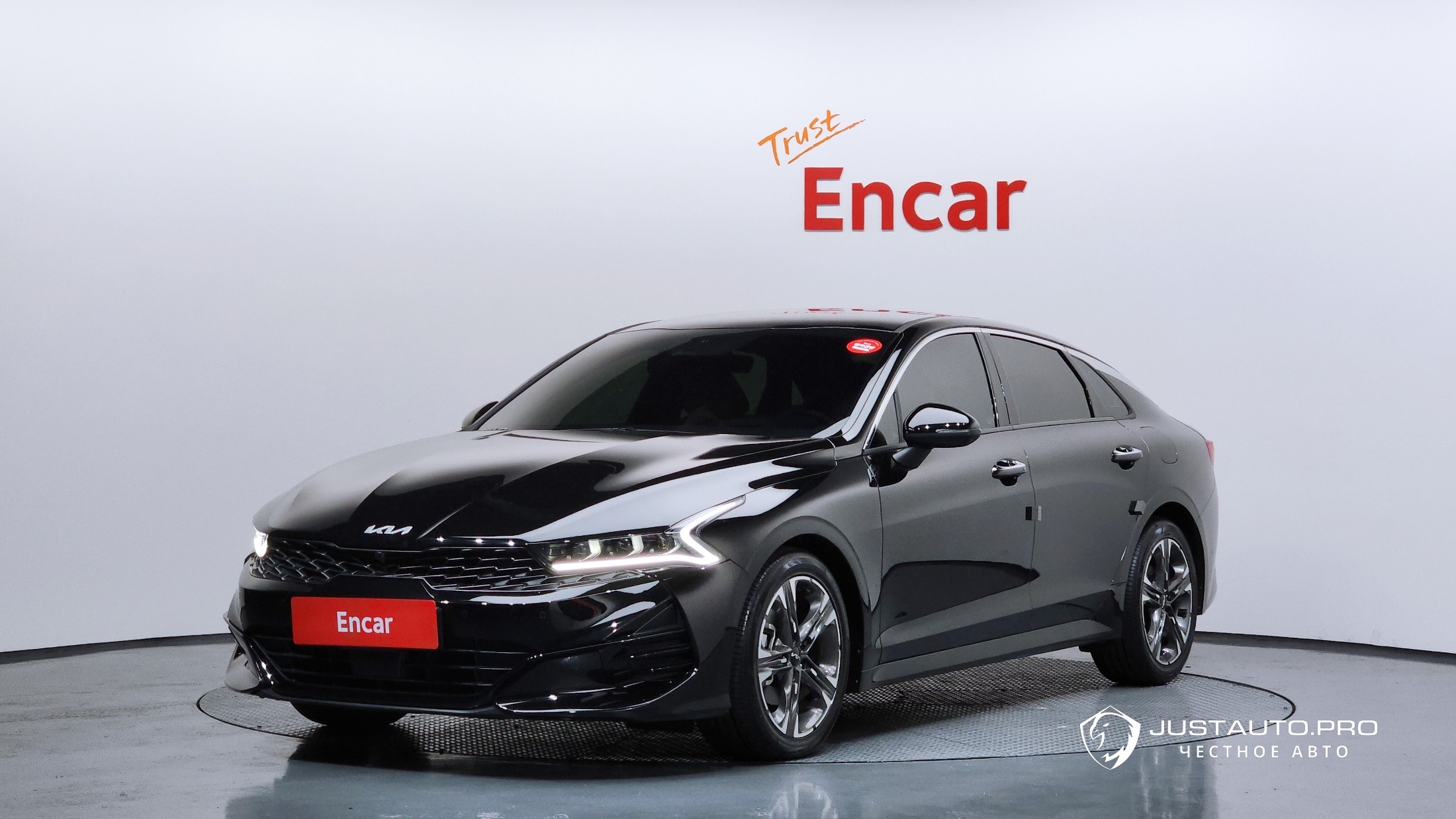 Автомобиль Kia K5