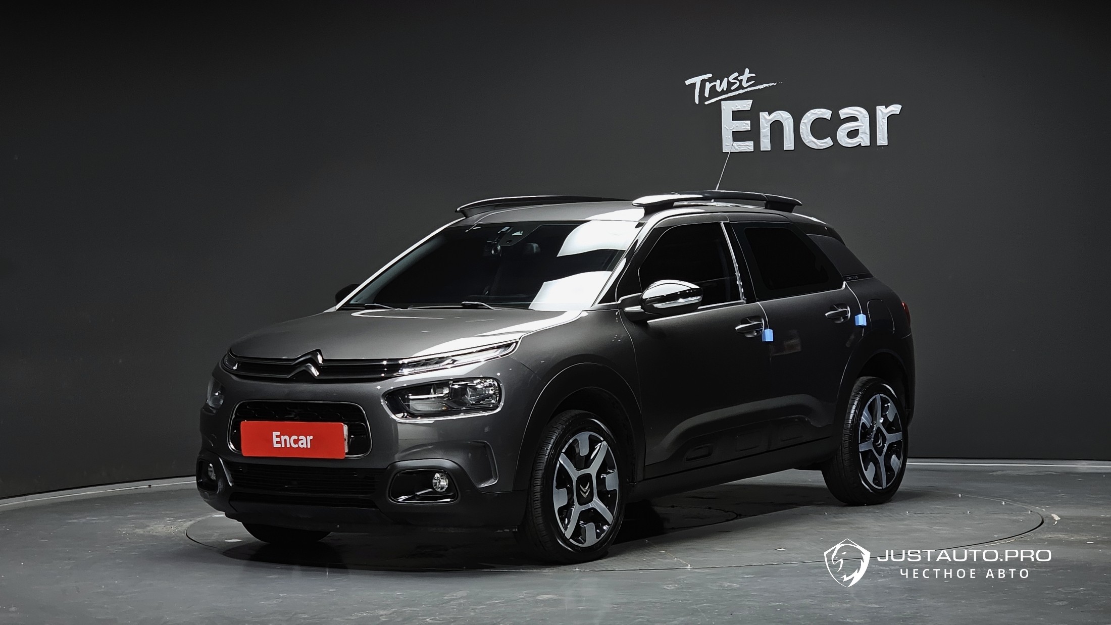 Автомобиль Citroen-DS C4 CACTUS