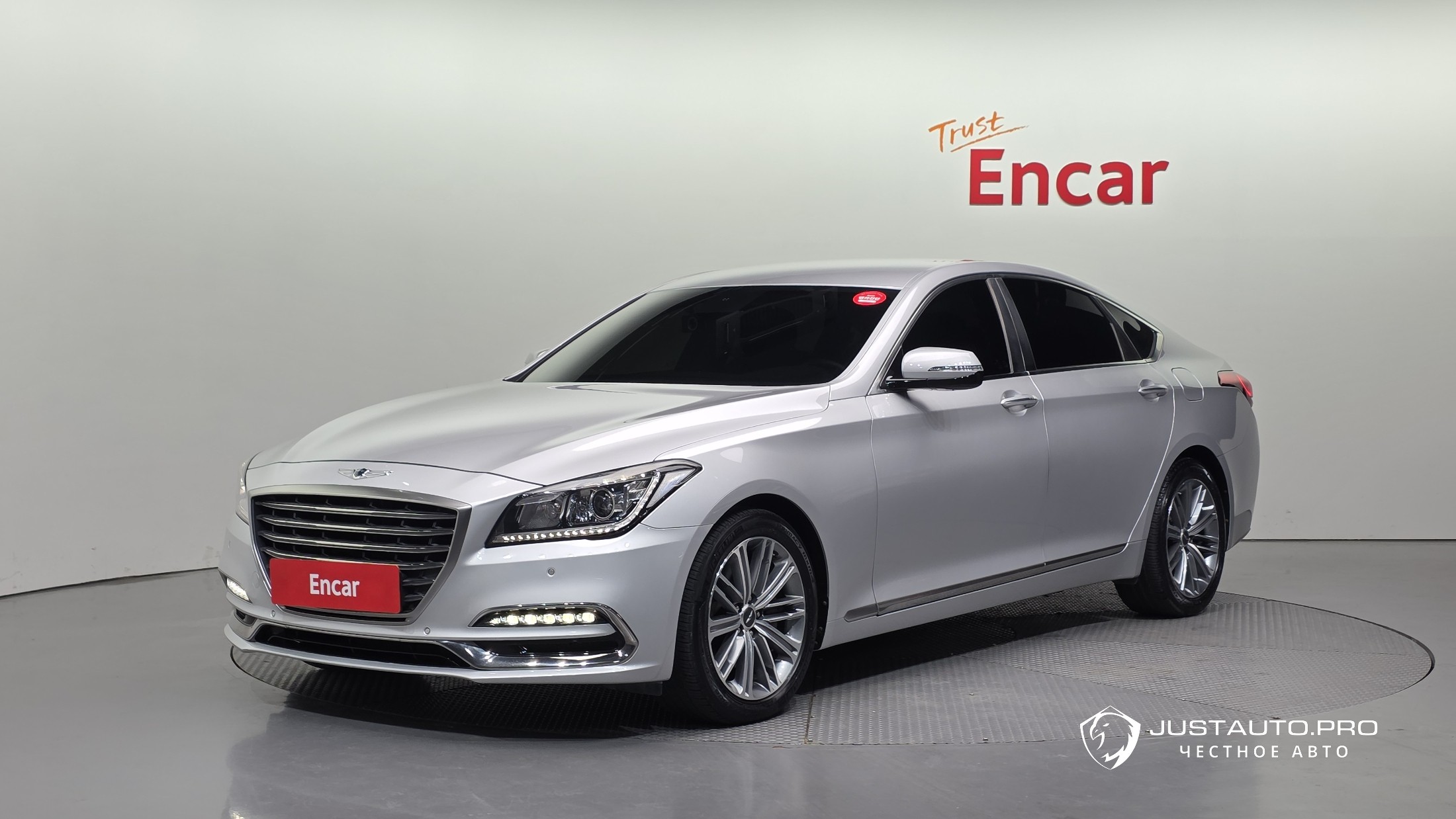 Автомобиль Genesis G80