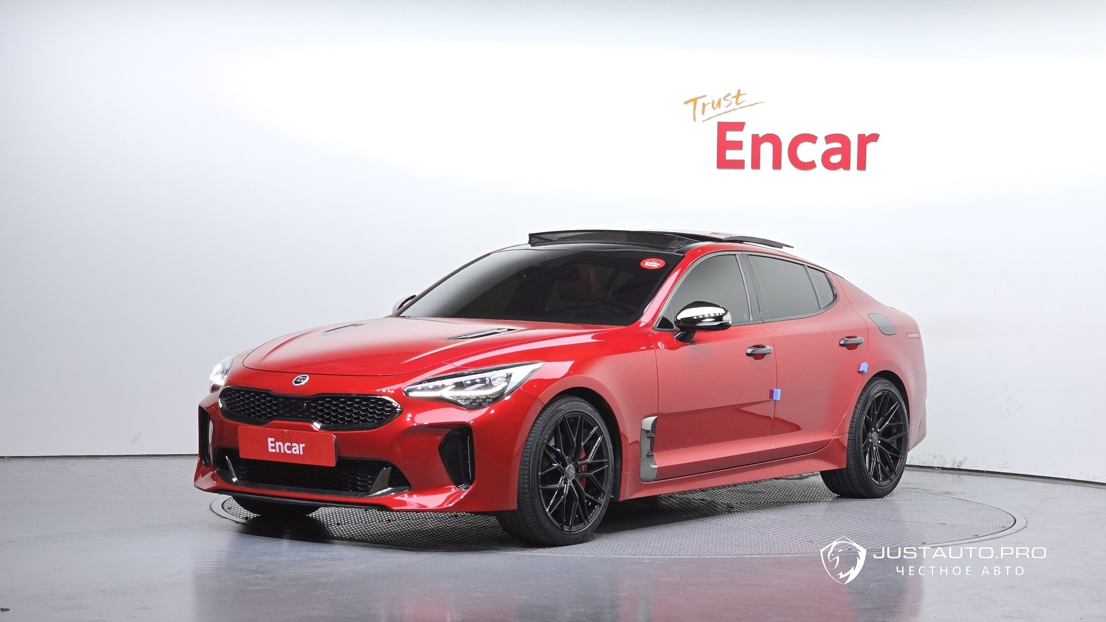 Автомобиль Kia Stinger