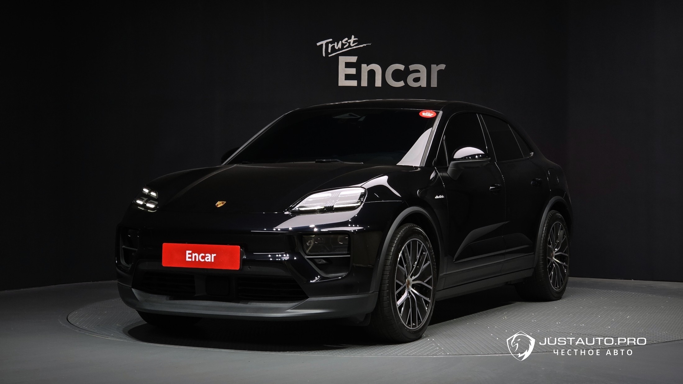 Автомобиль Porsche Macan