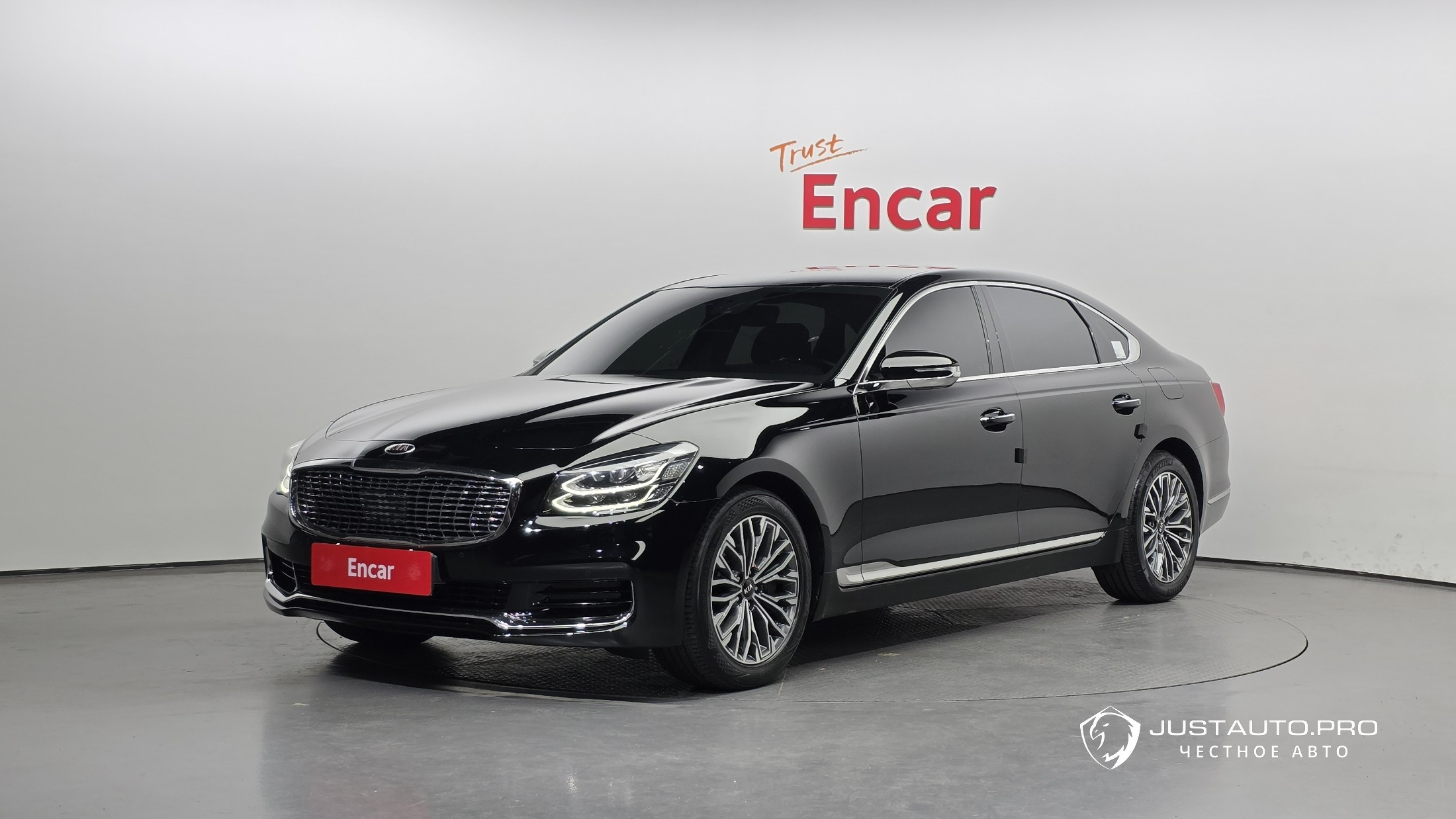 Автомобиль Kia K9