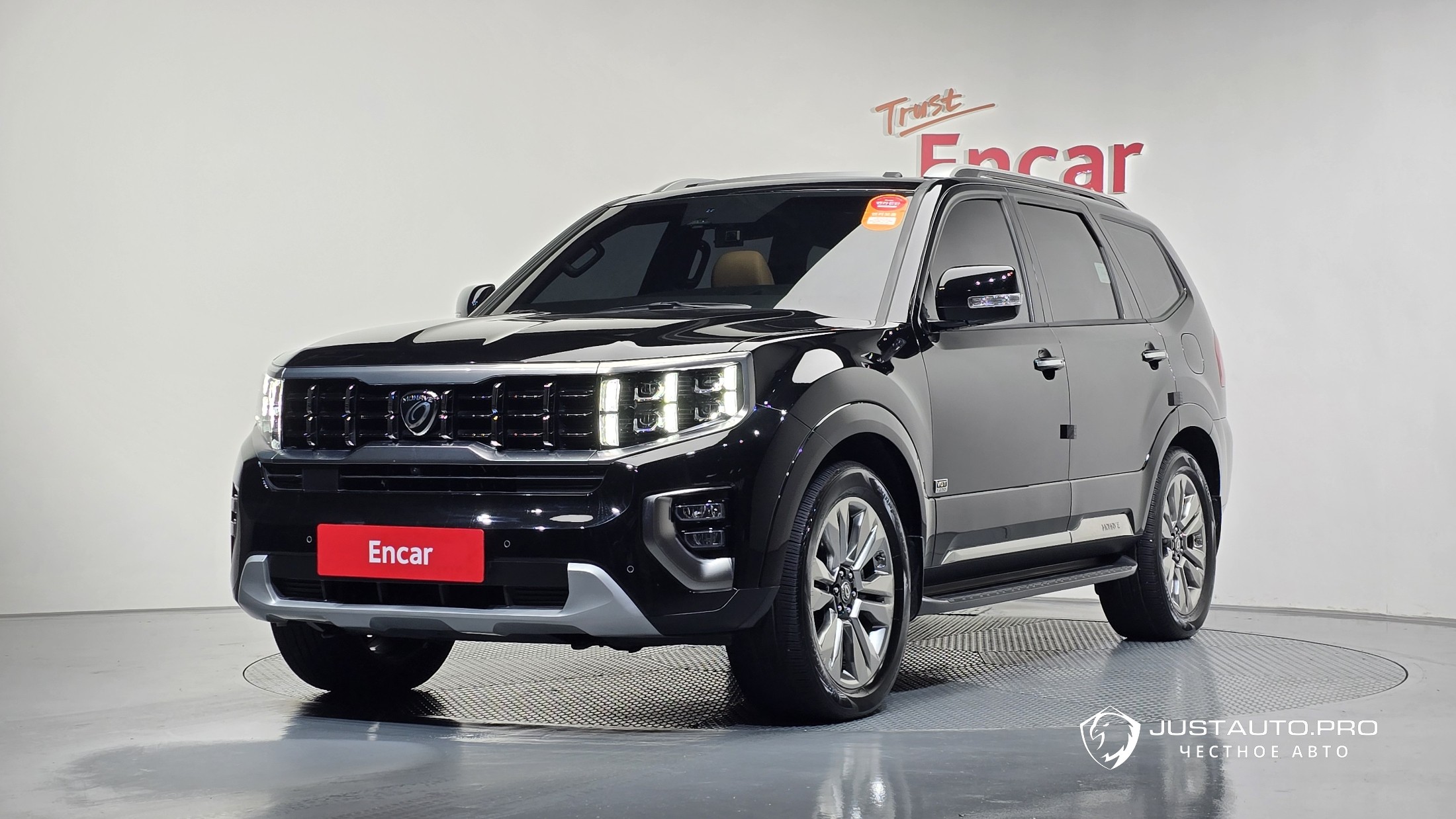 Автомобиль Kia Mohave