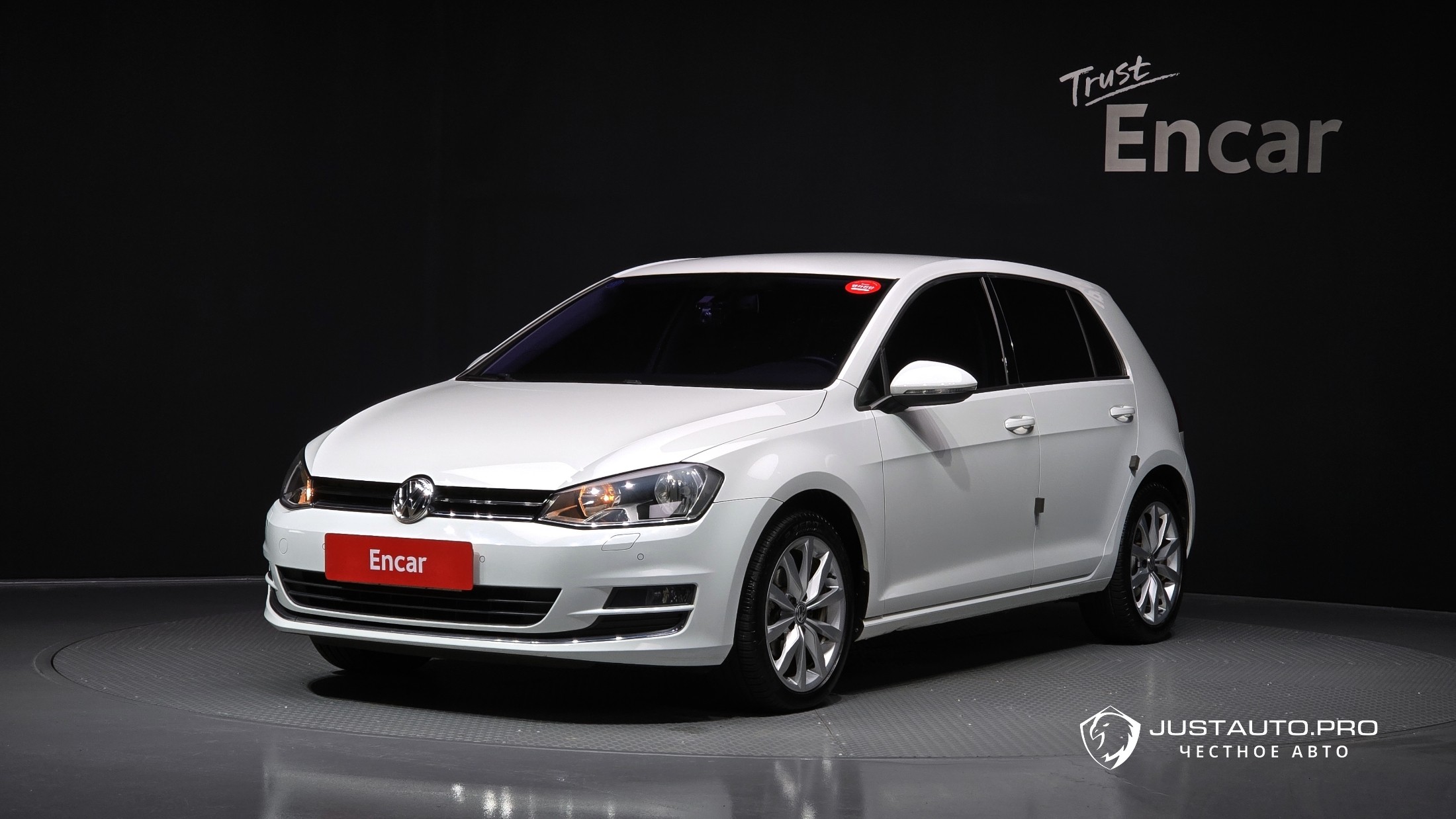 Автомобиль Volkswagen Golf