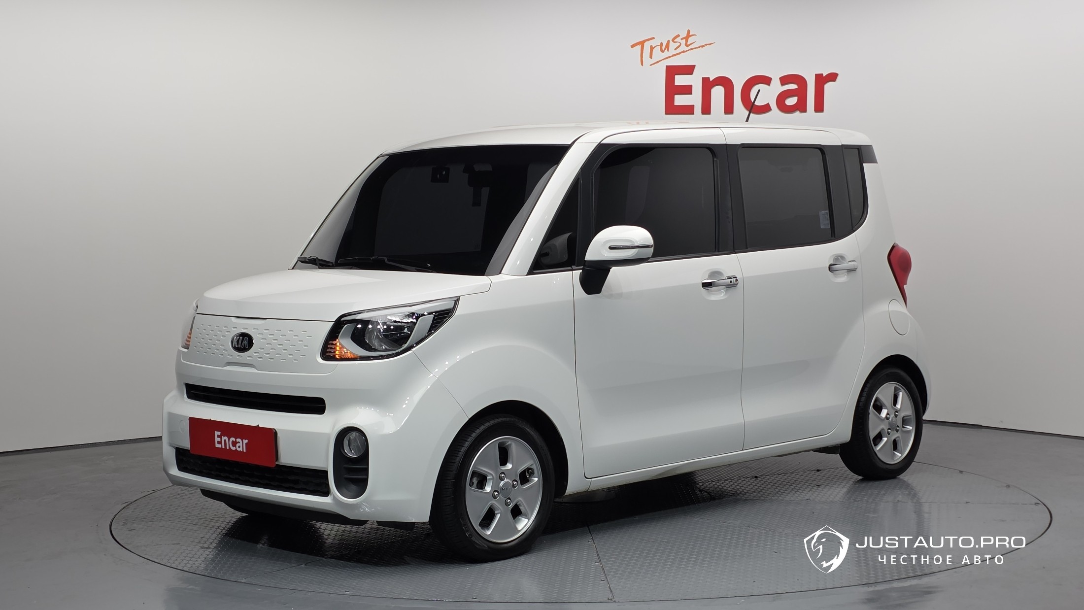 Автомобиль Kia RAY