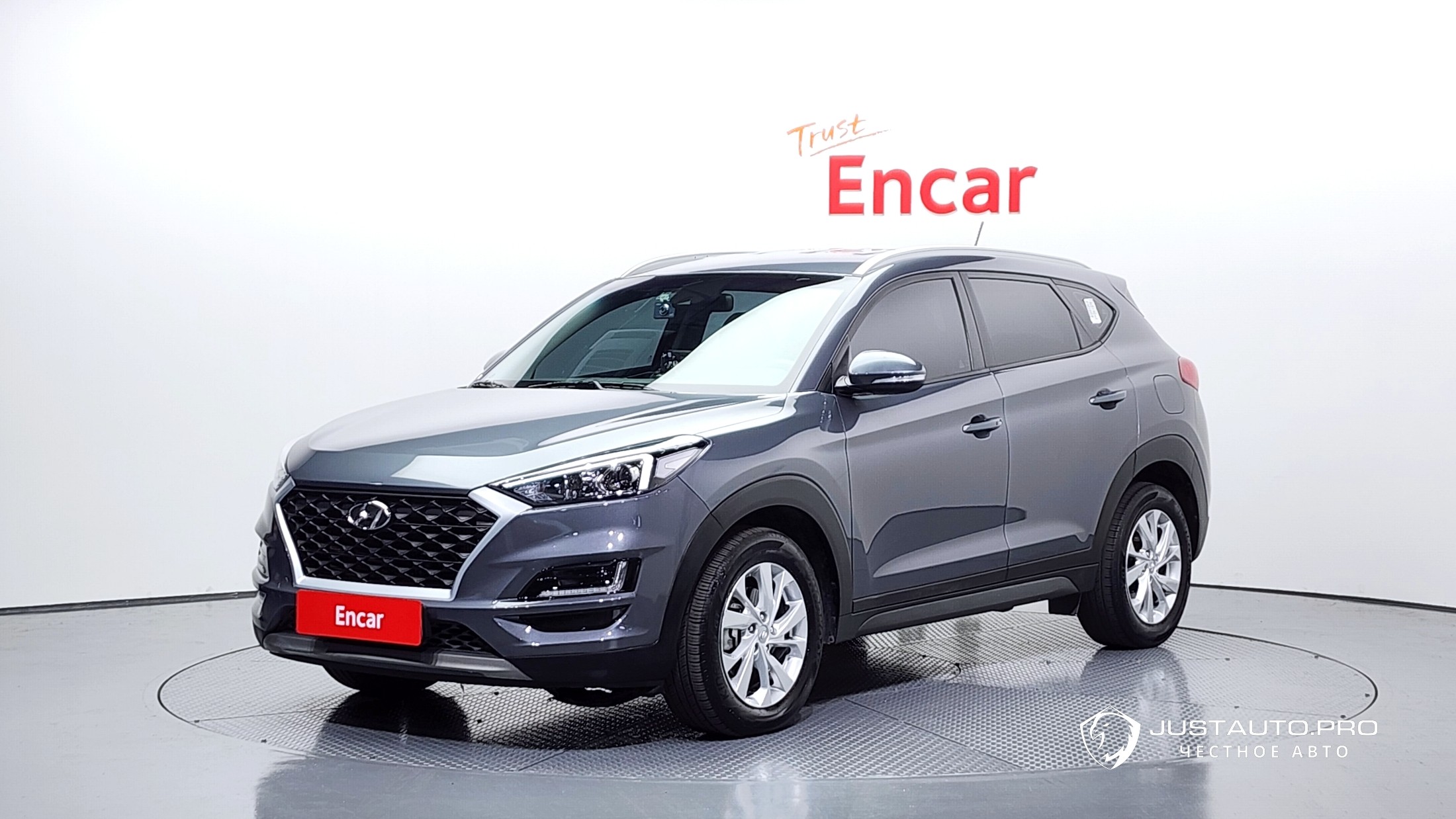 Автомобиль Hyundai Tucson