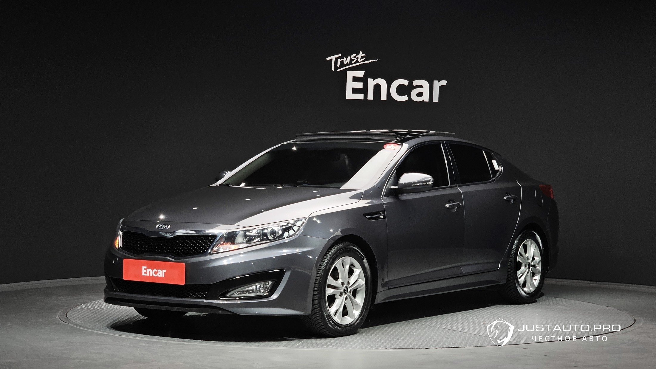 Автомобиль Kia K5