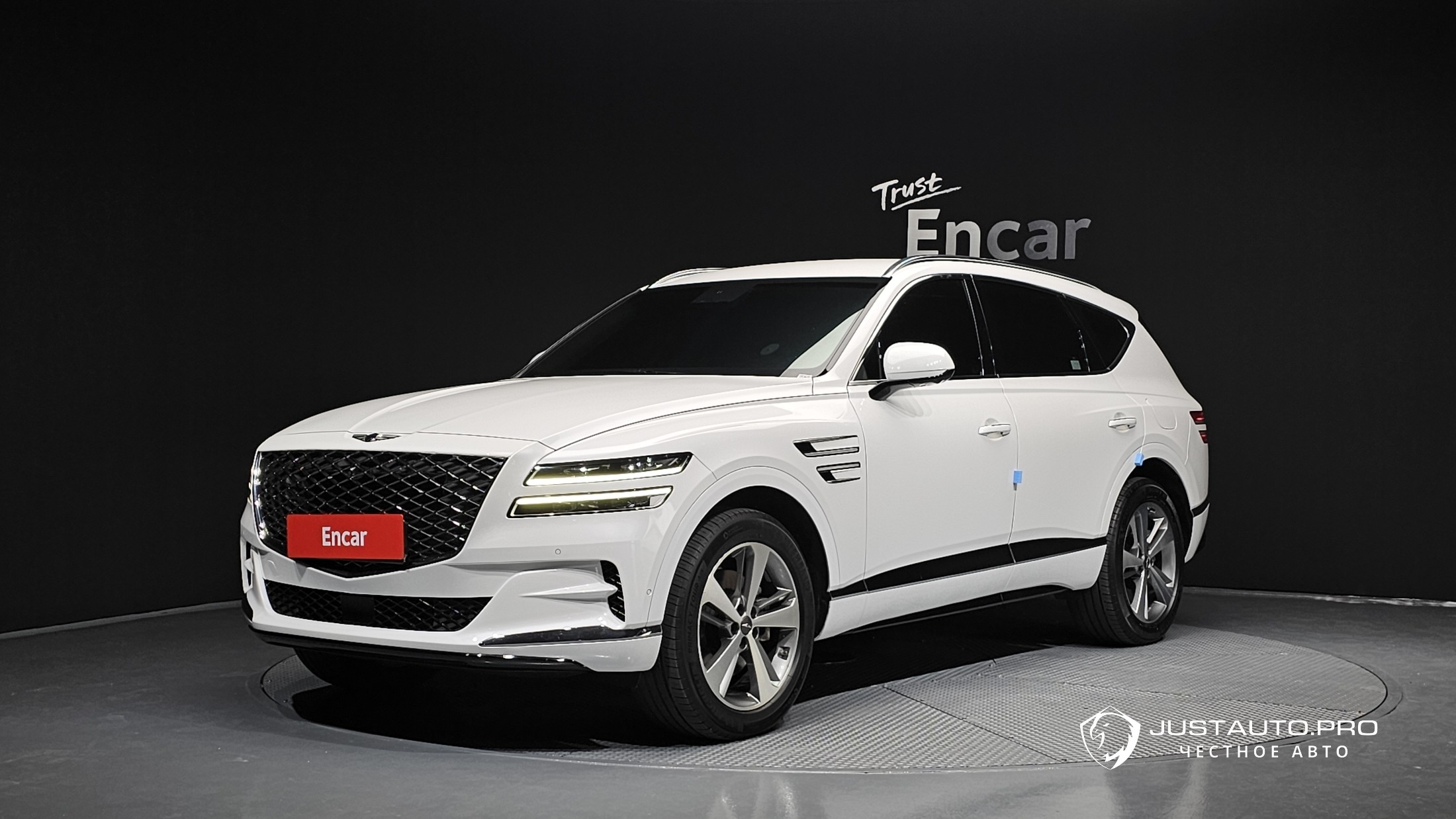 Автомобиль Genesis GV80