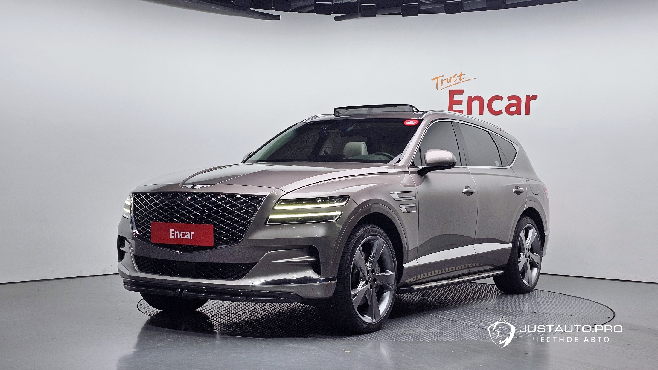 Автомобиль Genesis GV80