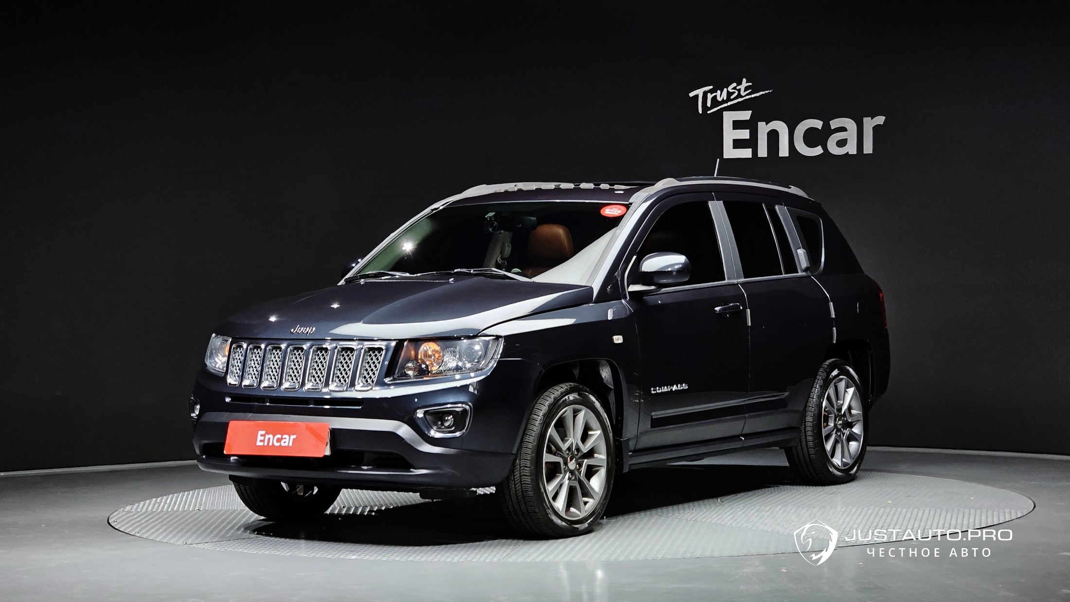 Автомобиль Jeep Compass