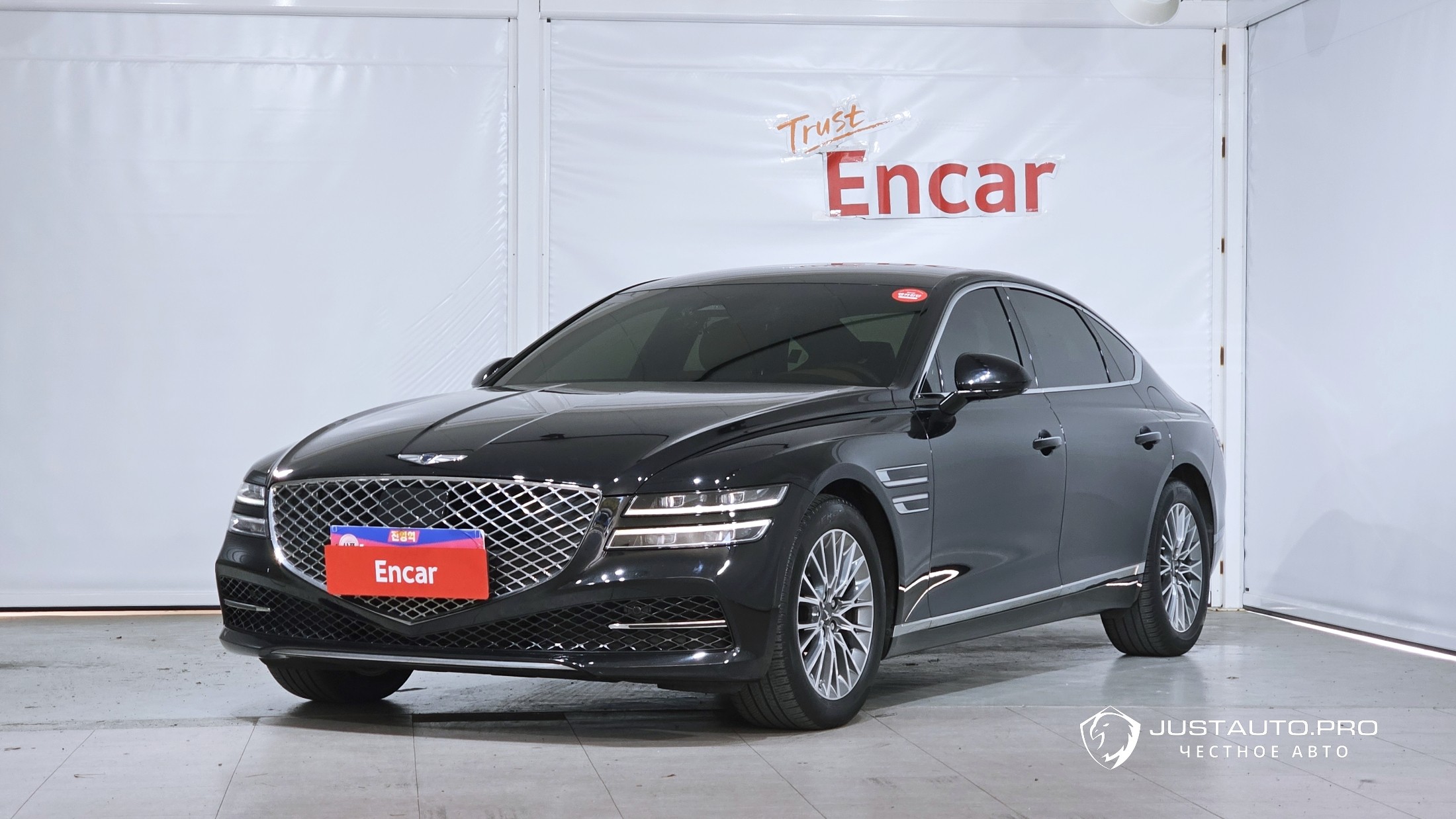 Автомобиль Genesis G80