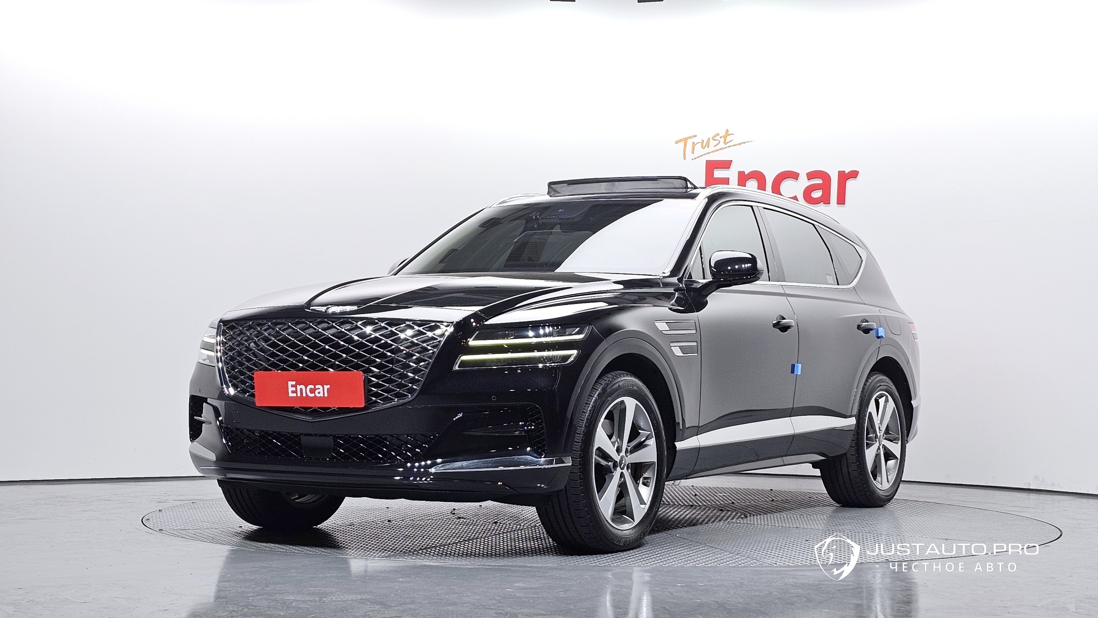 Автомобиль Genesis GV80