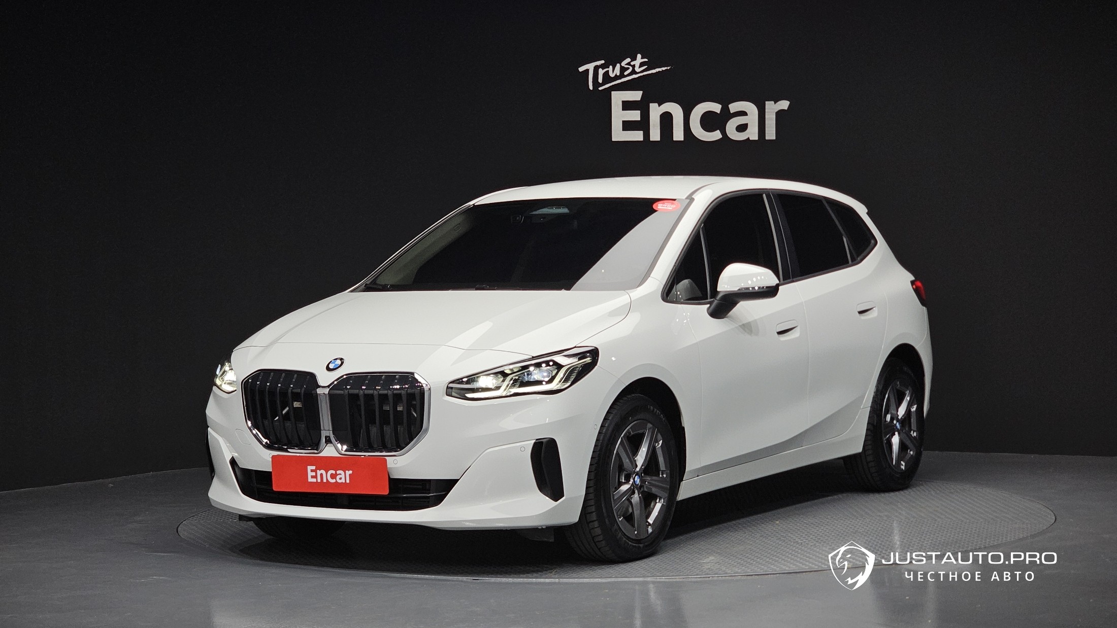 Автомобиль BMW 2-Series