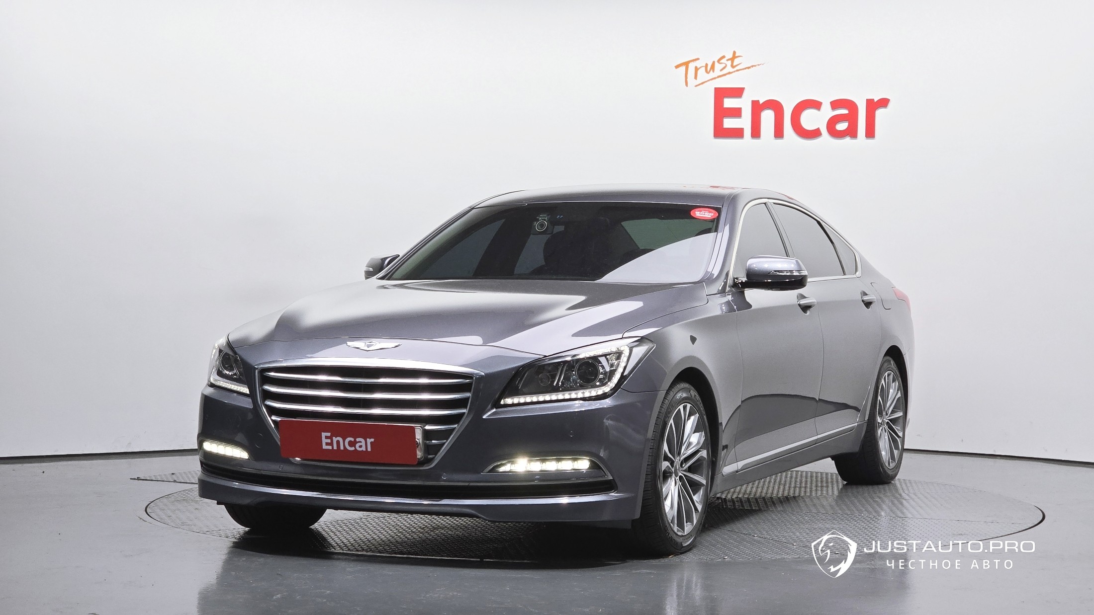 Автомобиль Hyundai Genesis