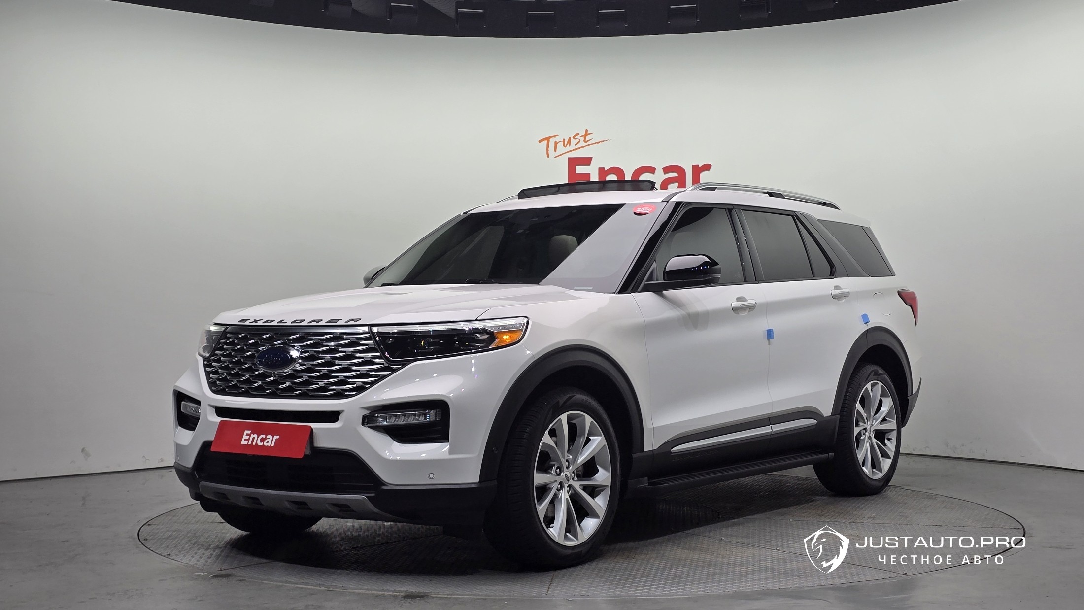 Автомобиль Ford Explorer