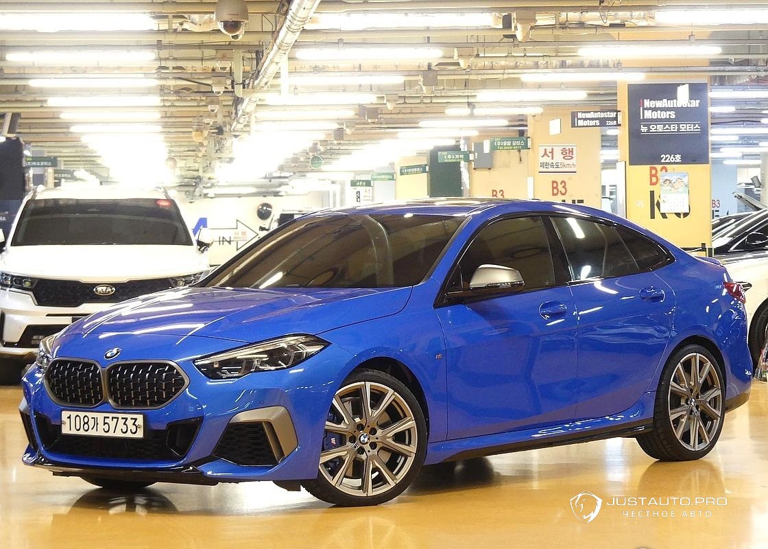 Автомобиль BMW 2-Series