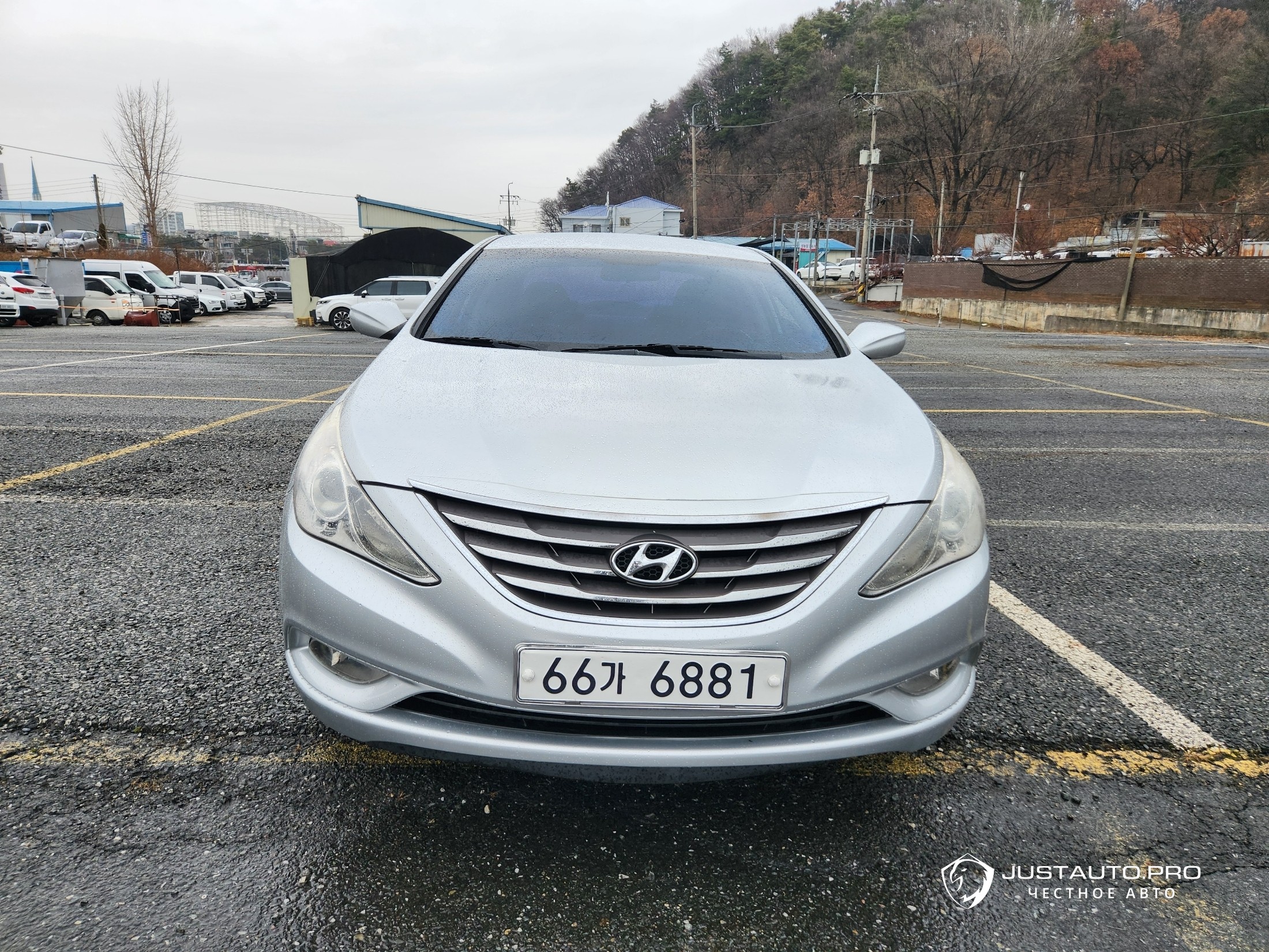 Автомобиль Hyundai Sonata