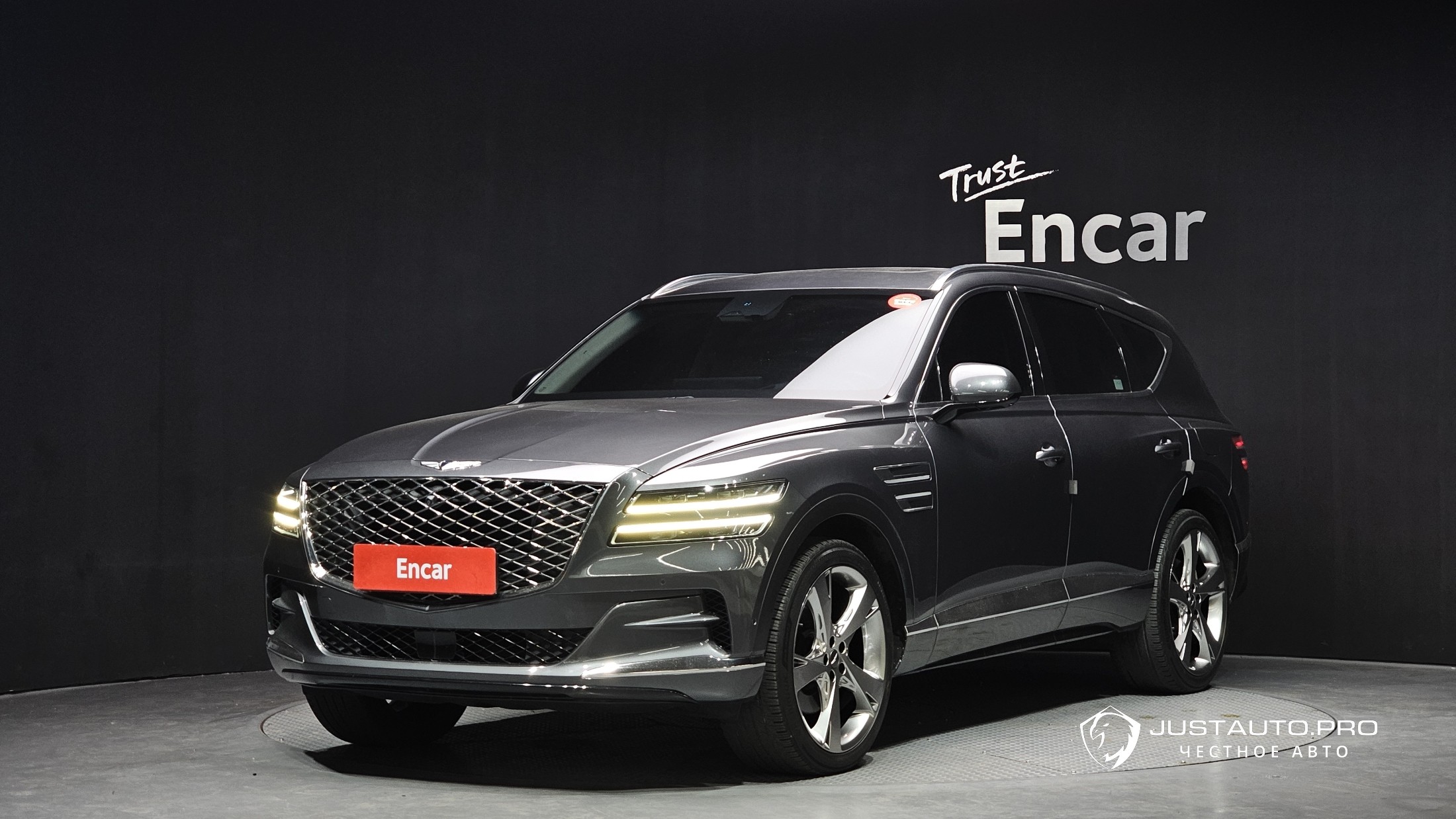 Автомобиль Genesis GV80