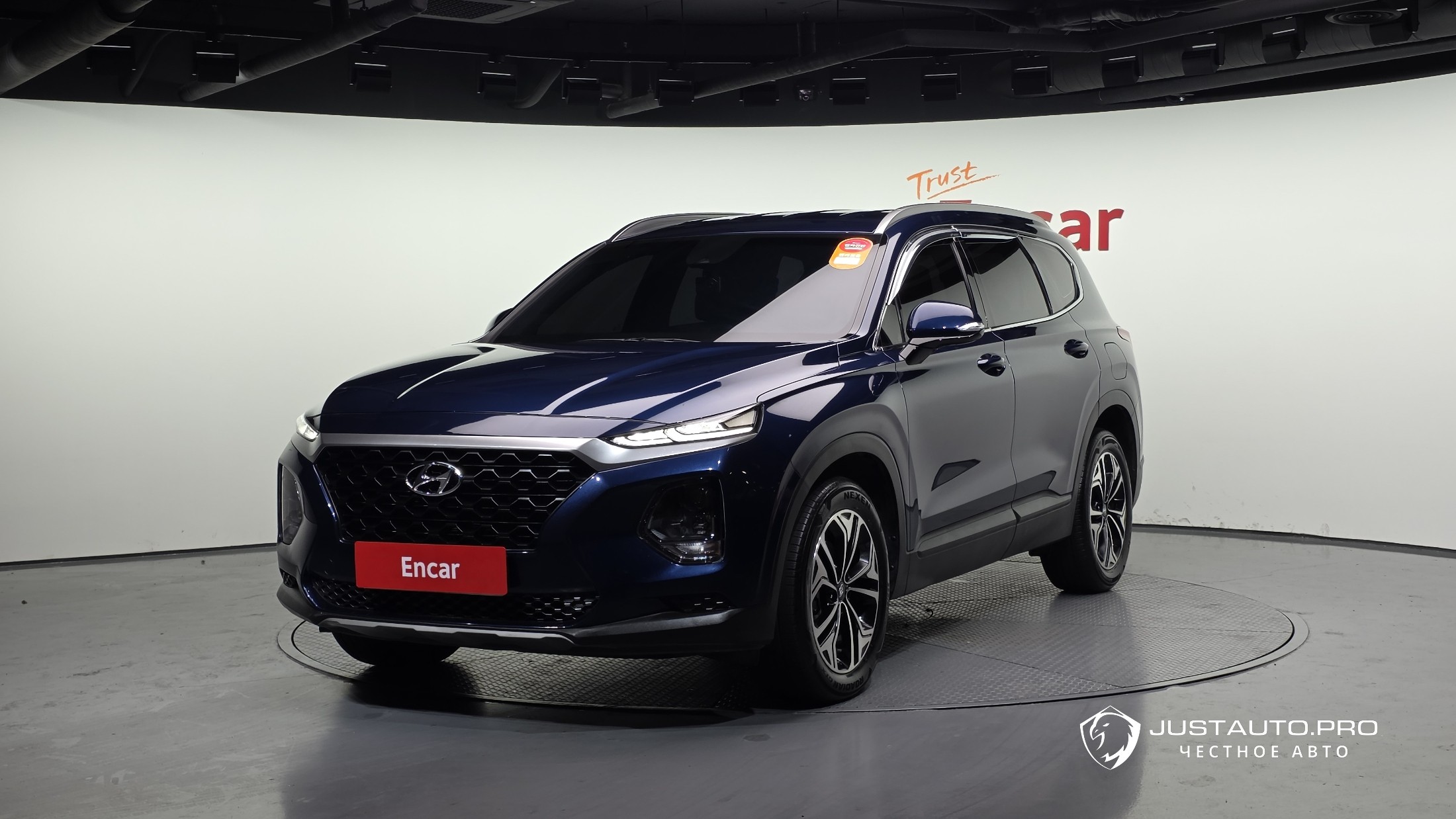 Автомобиль Hyundai Santafe