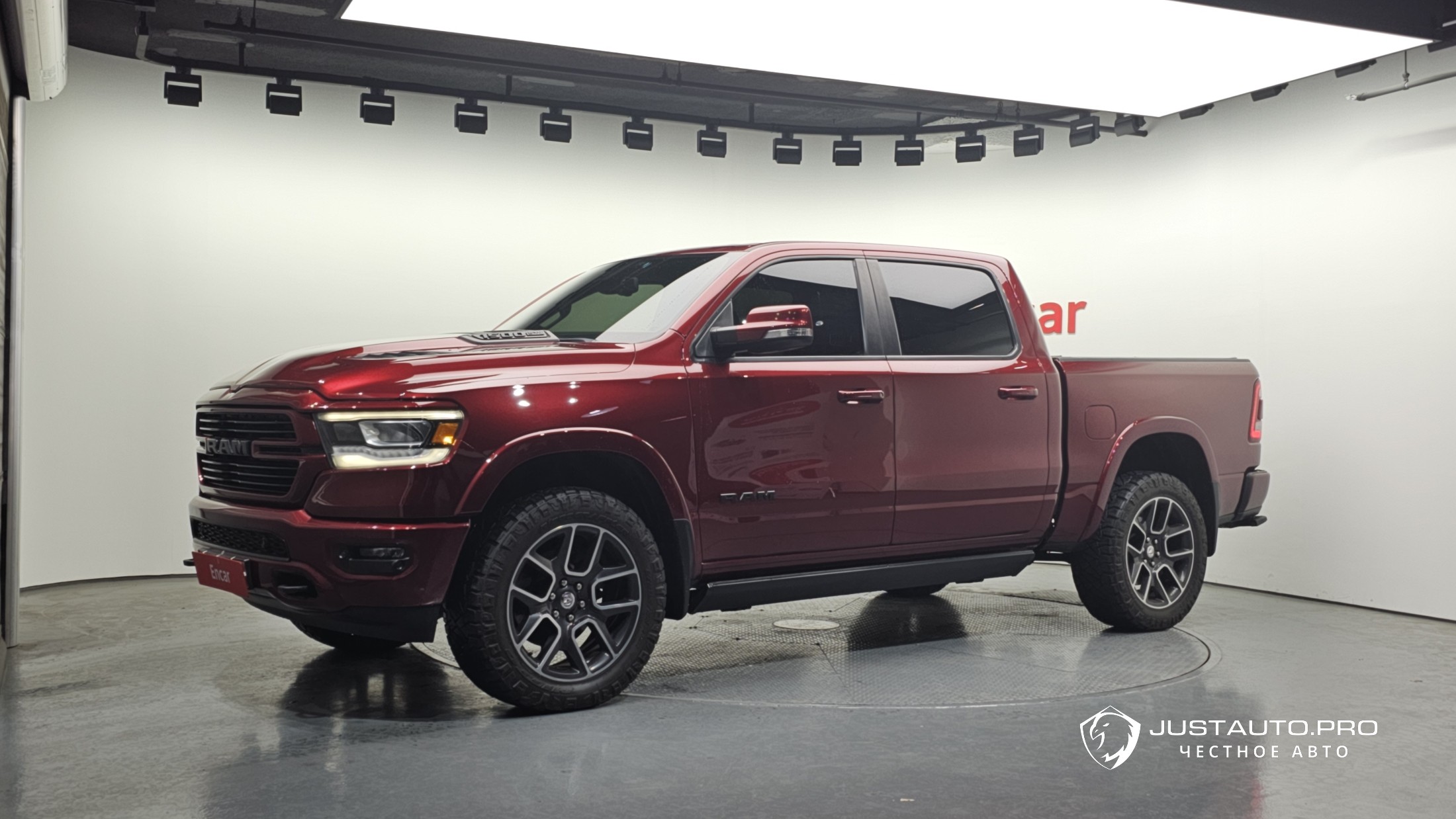 Автомобиль Dodge Ram Pick Up