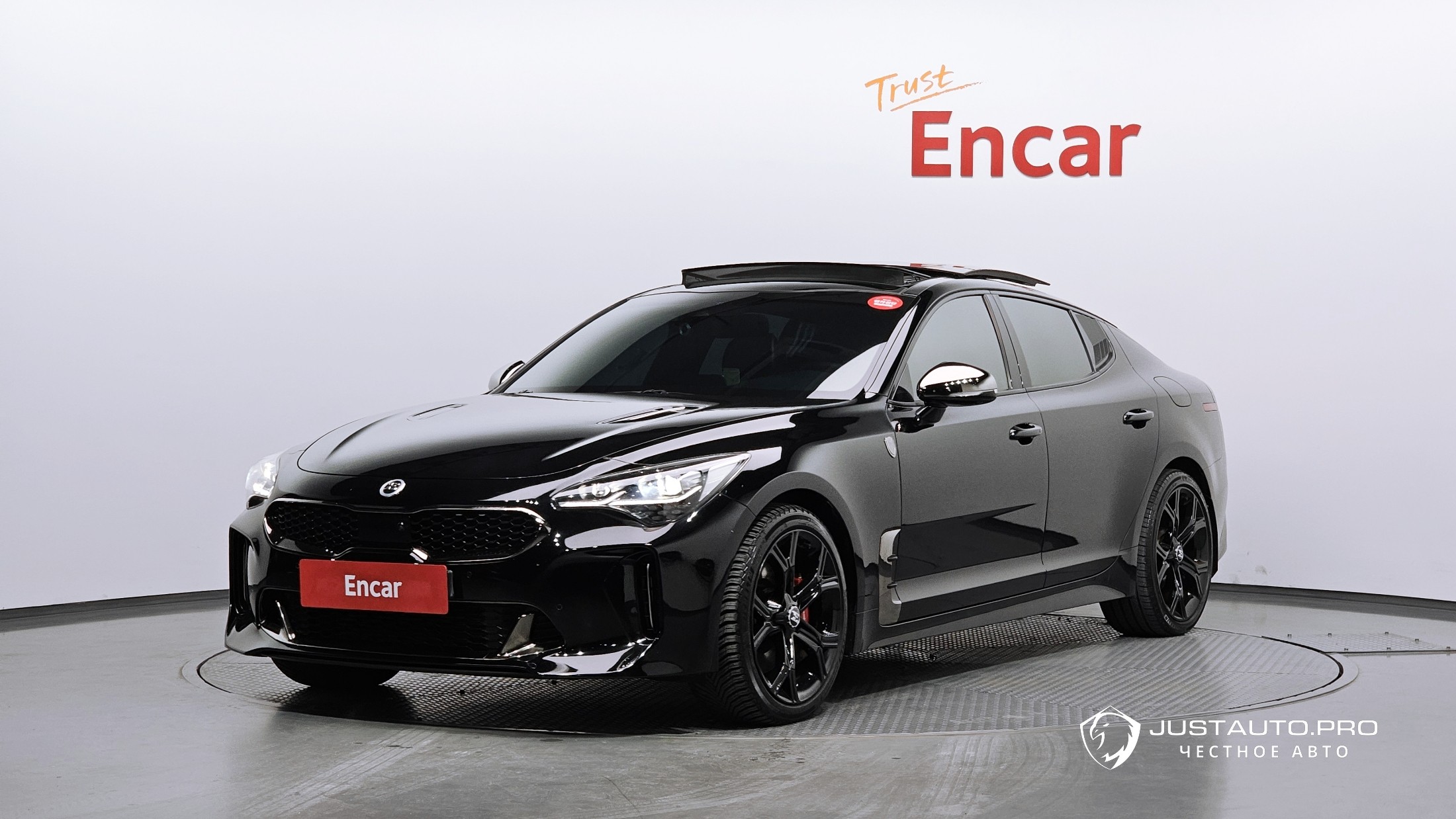 Автомобиль Kia Stinger