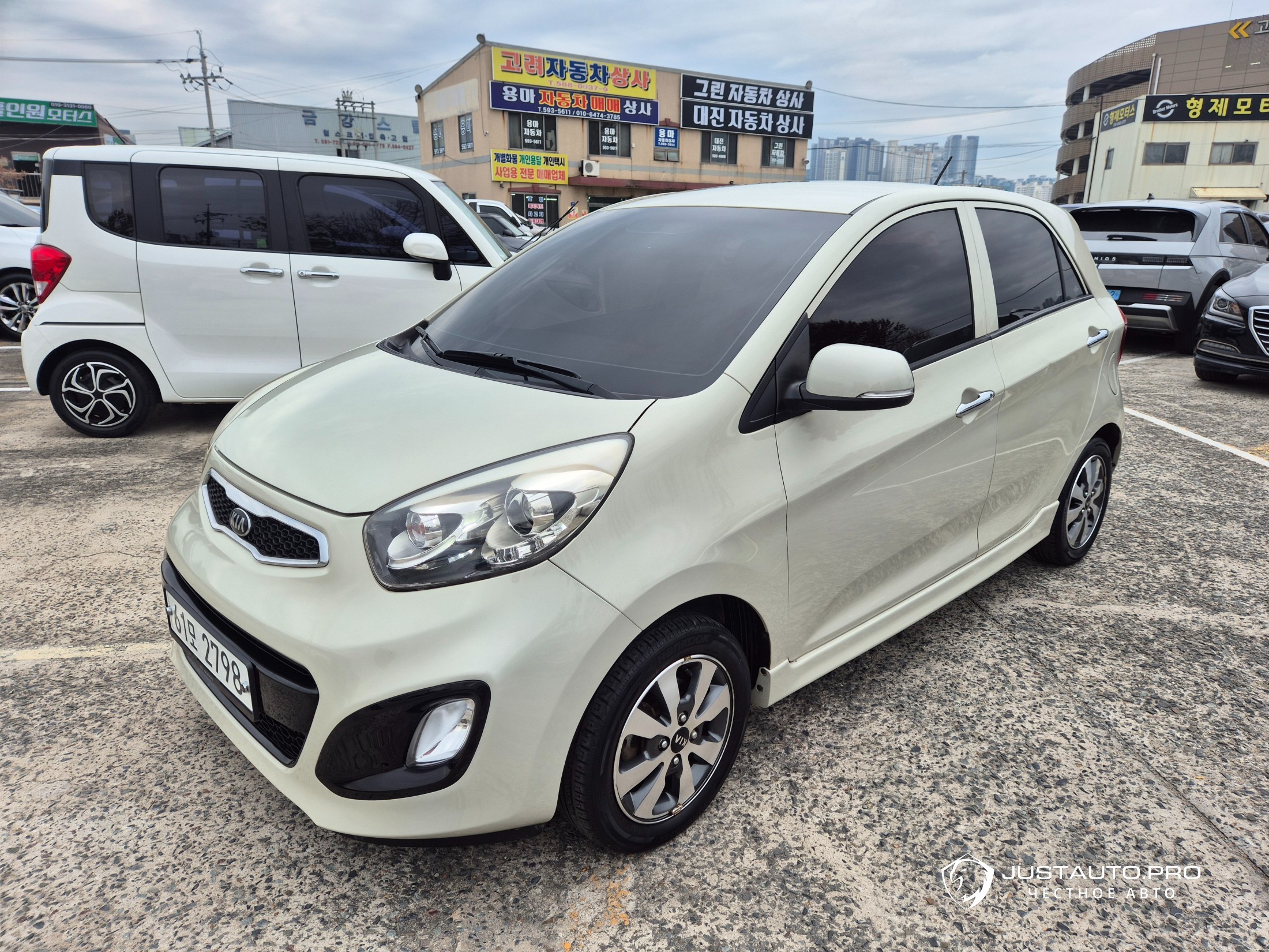 Автомобиль Kia morning