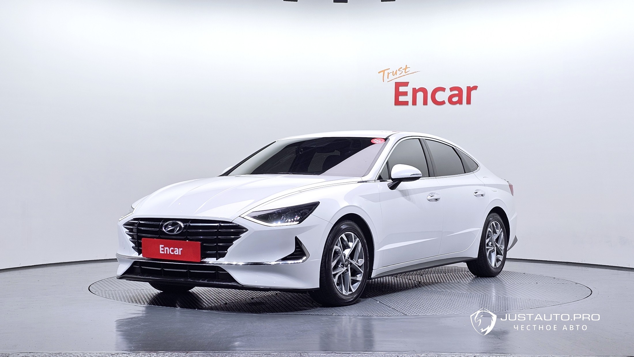 Автомобиль Hyundai Sonata