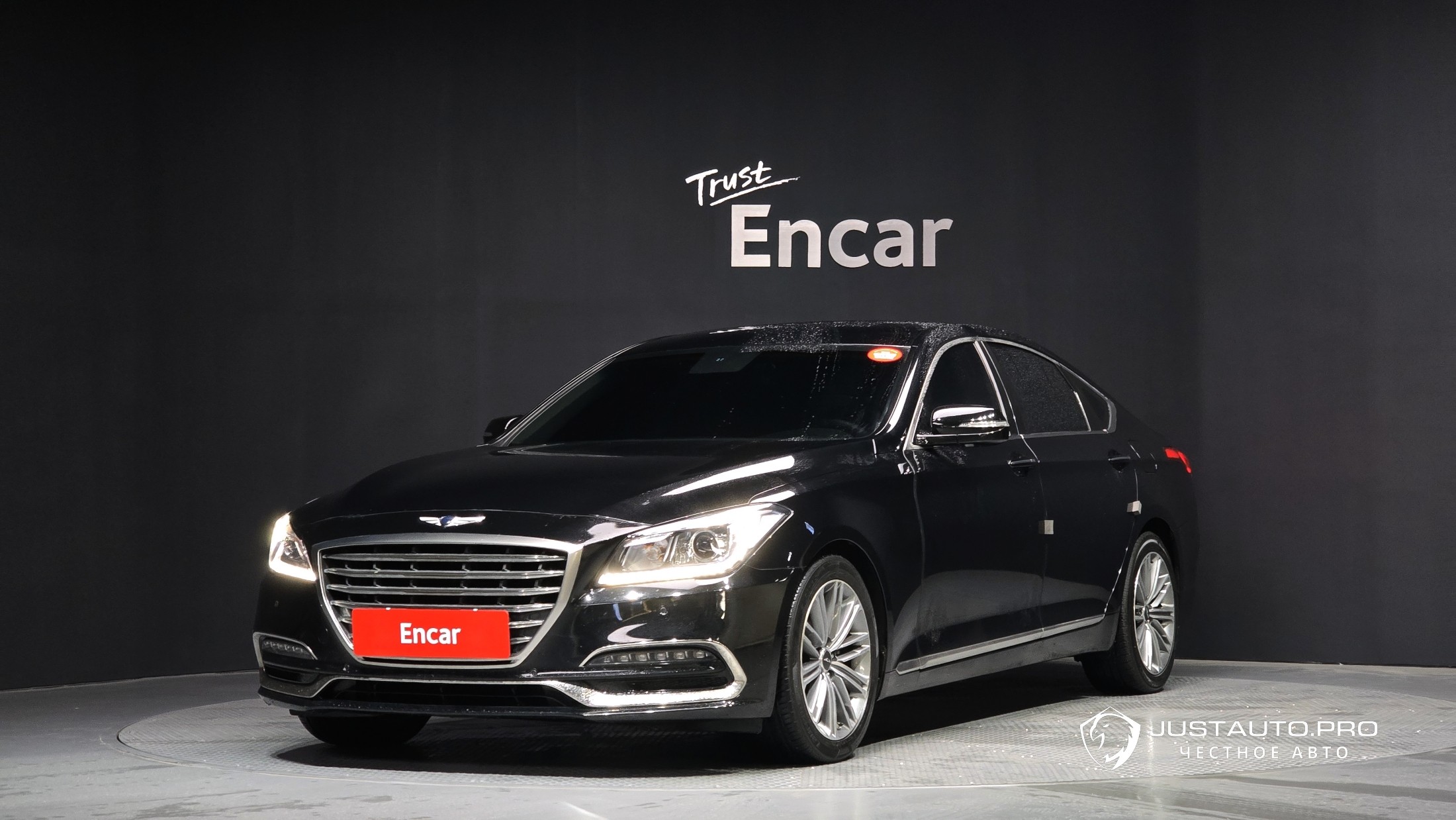 Автомобиль Genesis G80