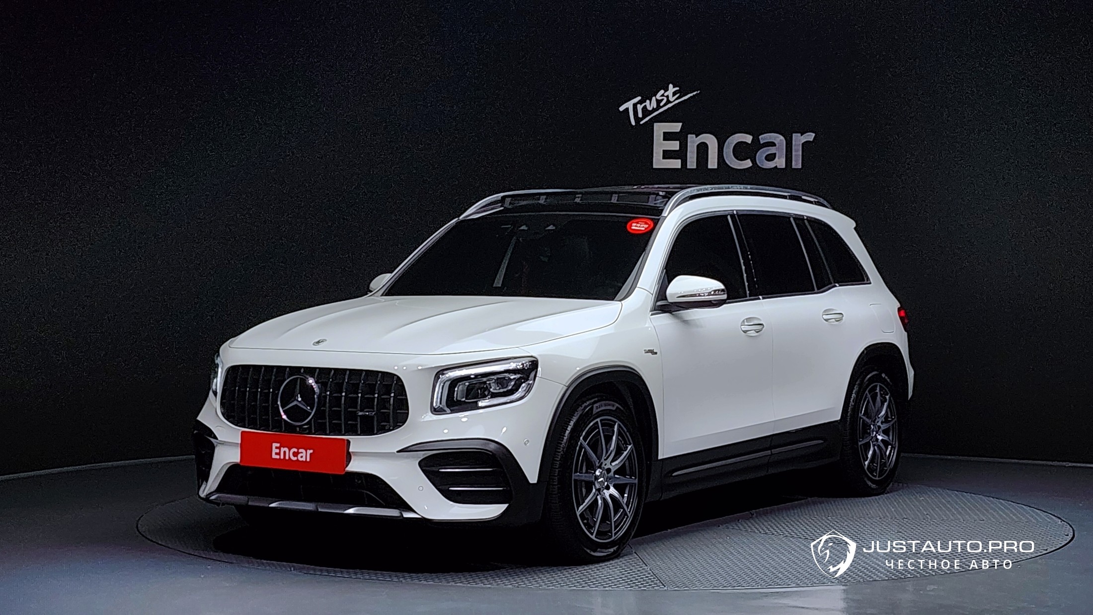 Автомобиль Mercedes-Benz GLB-Class