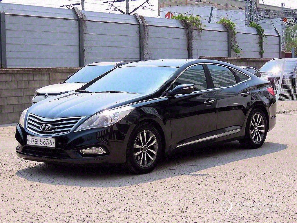 Автомобиль Hyundai Grandeur