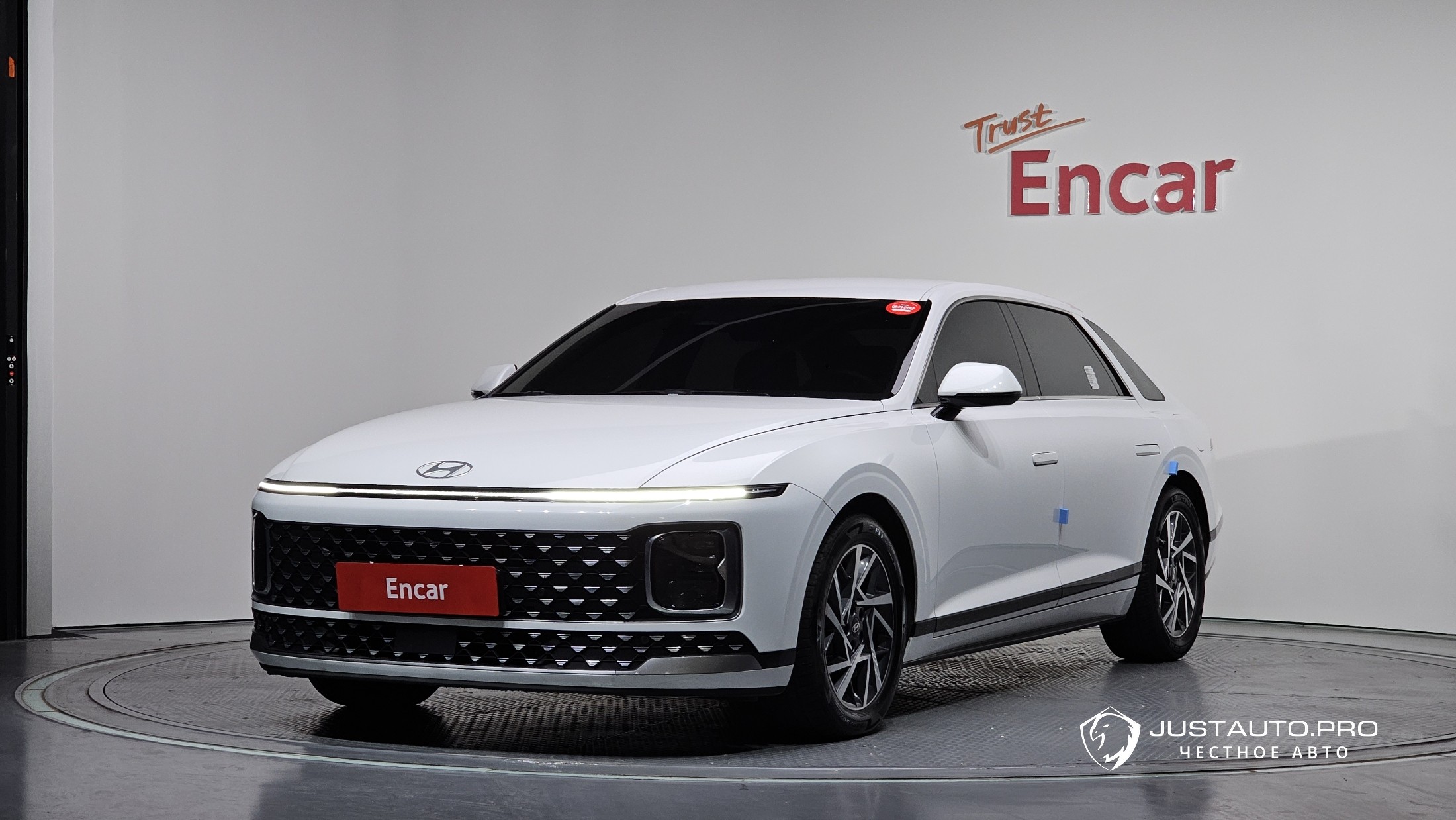 Автомобиль Hyundai Grandeur