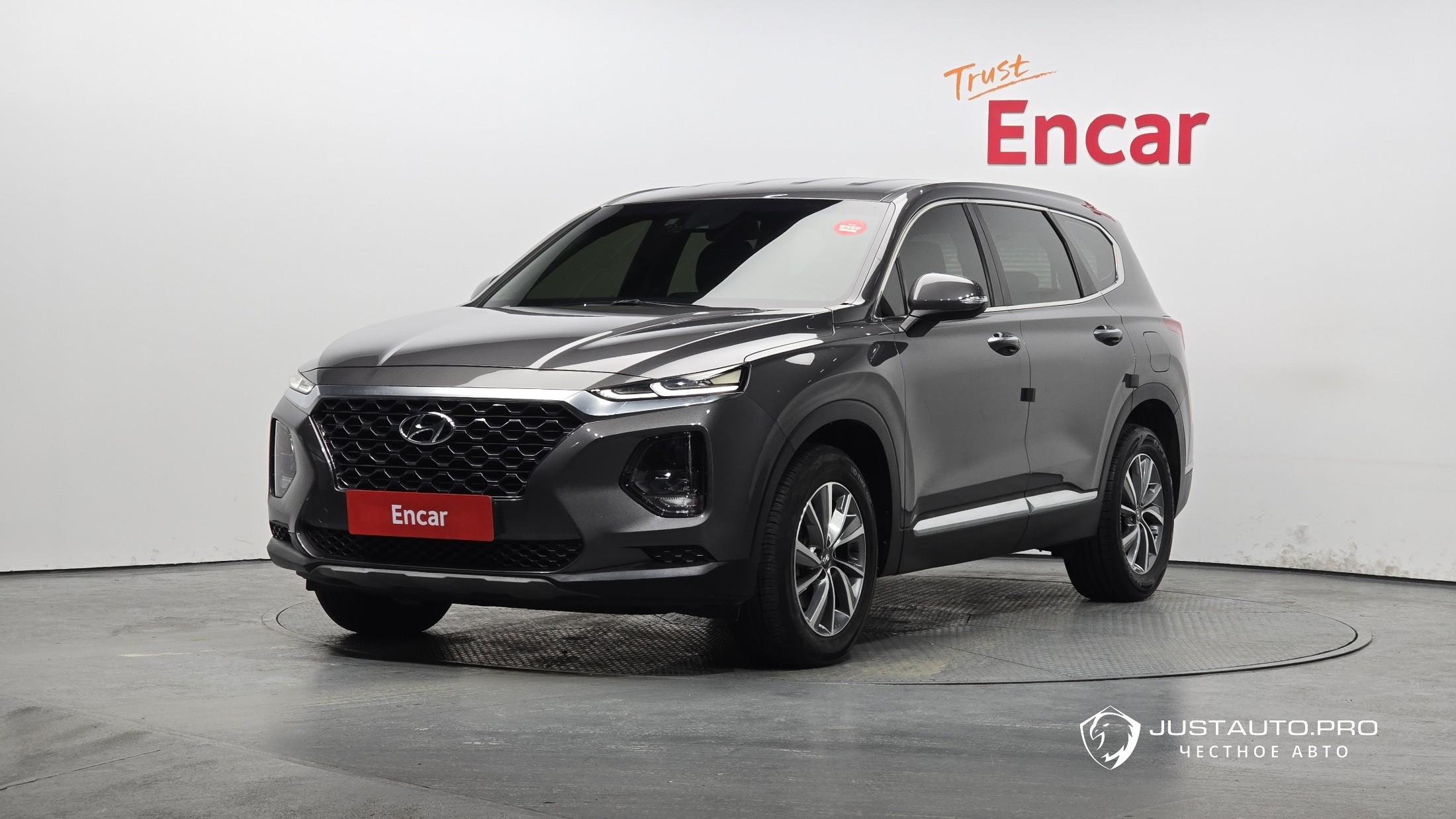 Автомобиль Hyundai Santafe