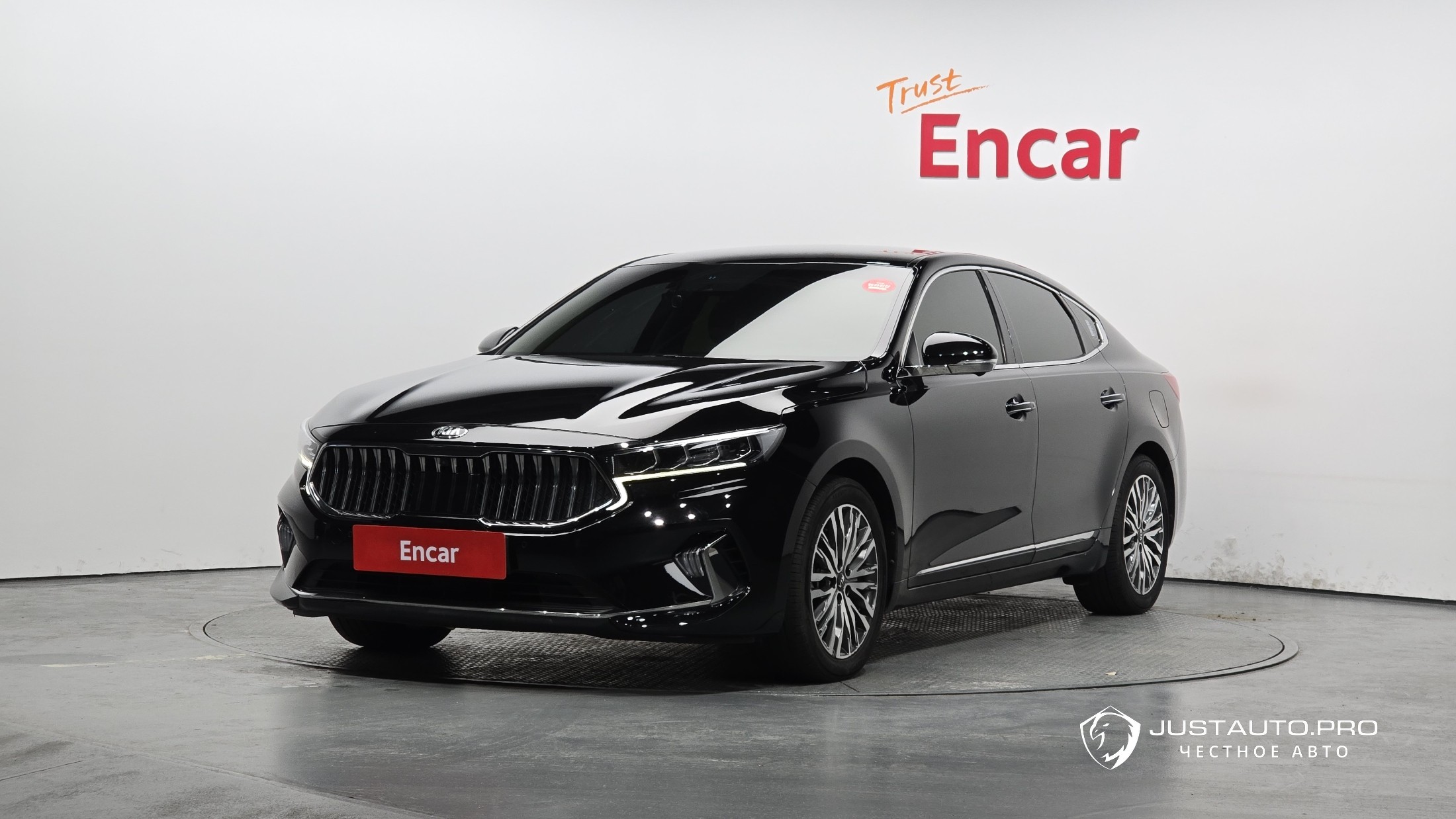 Автомобиль Kia K7