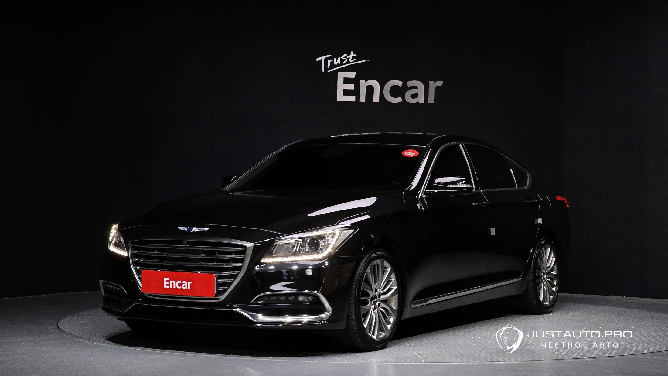 Автомобиль Genesis G80