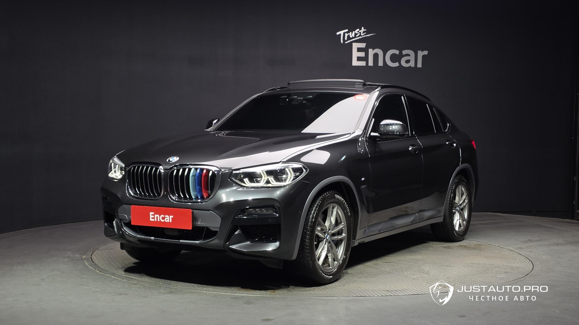 Автомобиль BMW X4